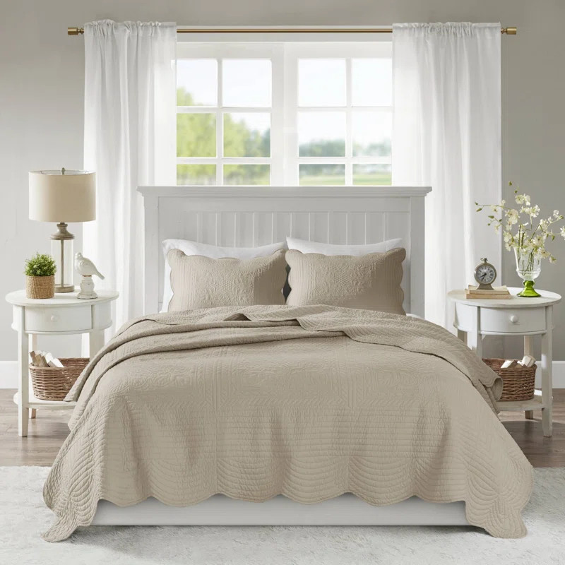 Madison Park Tuscany Scalloped Edge Quilt Set & Reviews | Wayfair | Wayfair North America