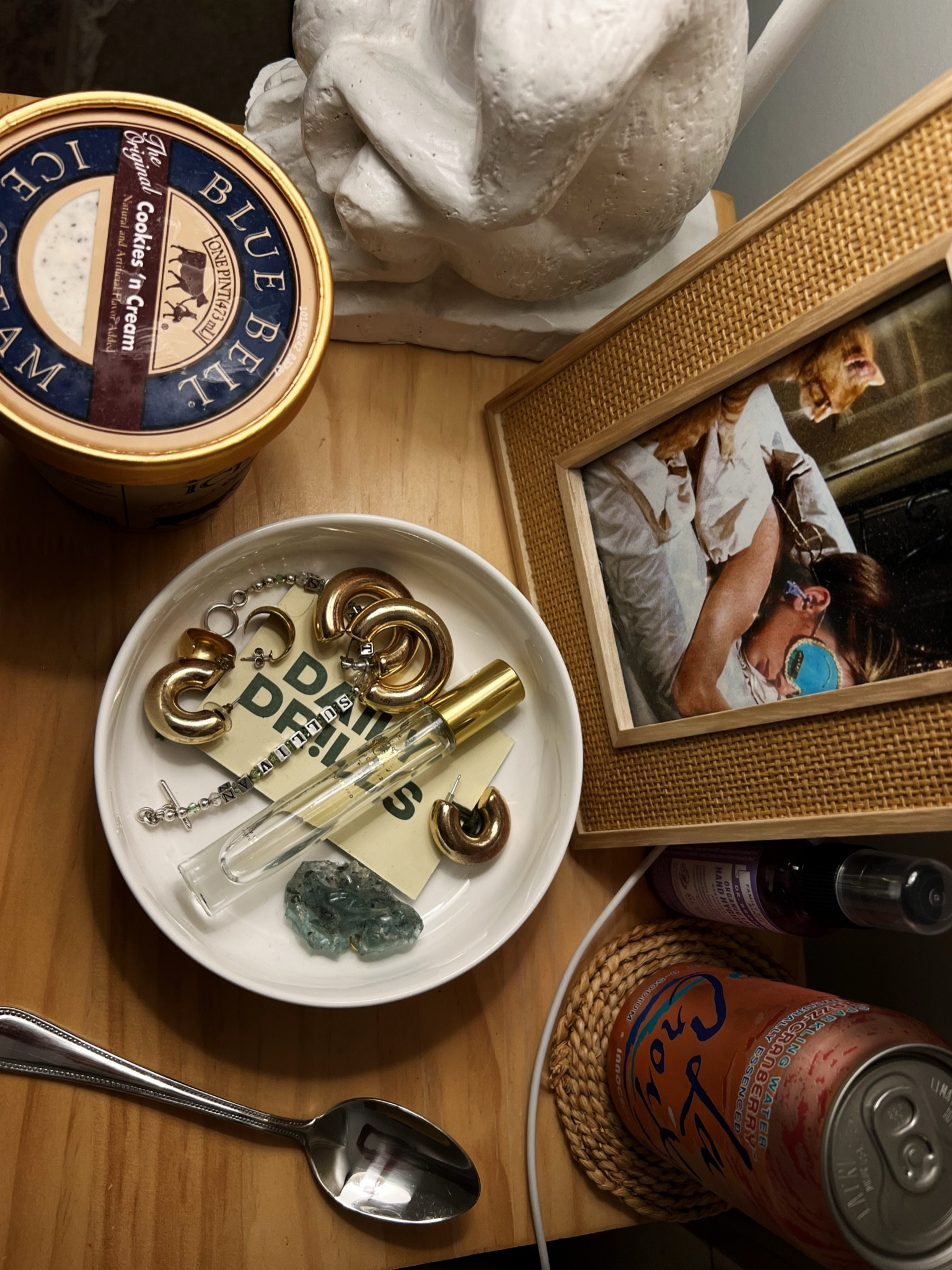 bedside table! 💡

#LTKGiftGuide #LTKhome #LTKfindsunder50