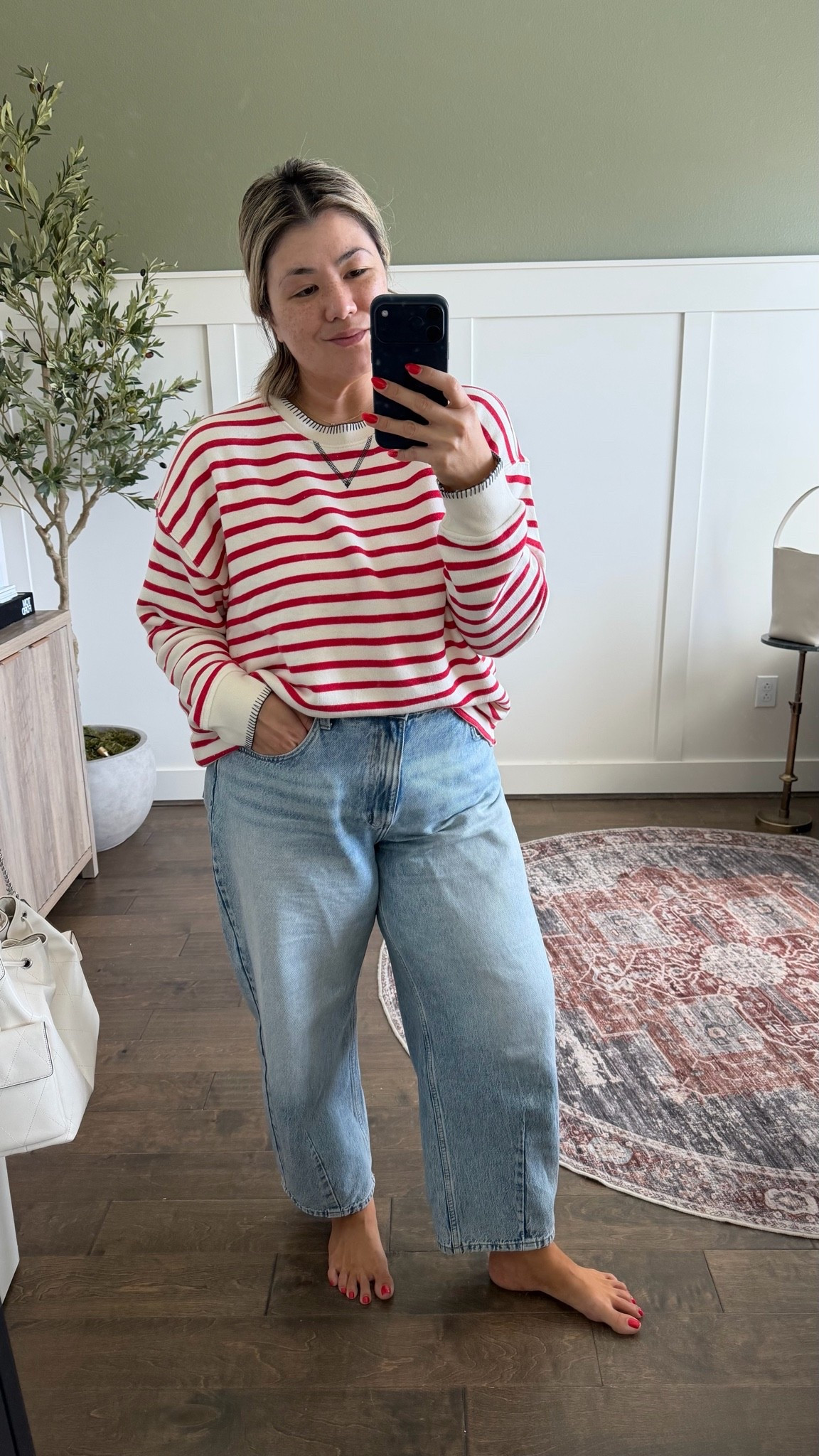 The 100% cotton pullover that I’ve been eyeing forever is finally on sale!!! I tried on both a medium and large. While the medium was oversized, I ended up going with the large because I wanted a super oversized fit for a super cozy day at the beach!

#LTKSaleAlert #LTKOver40 #LTKMidsize