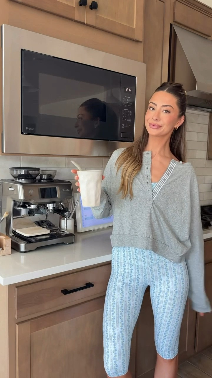 Obsessed with these capris!!! 😍

#LTKootd #LTKmorningroutine #LTKActive