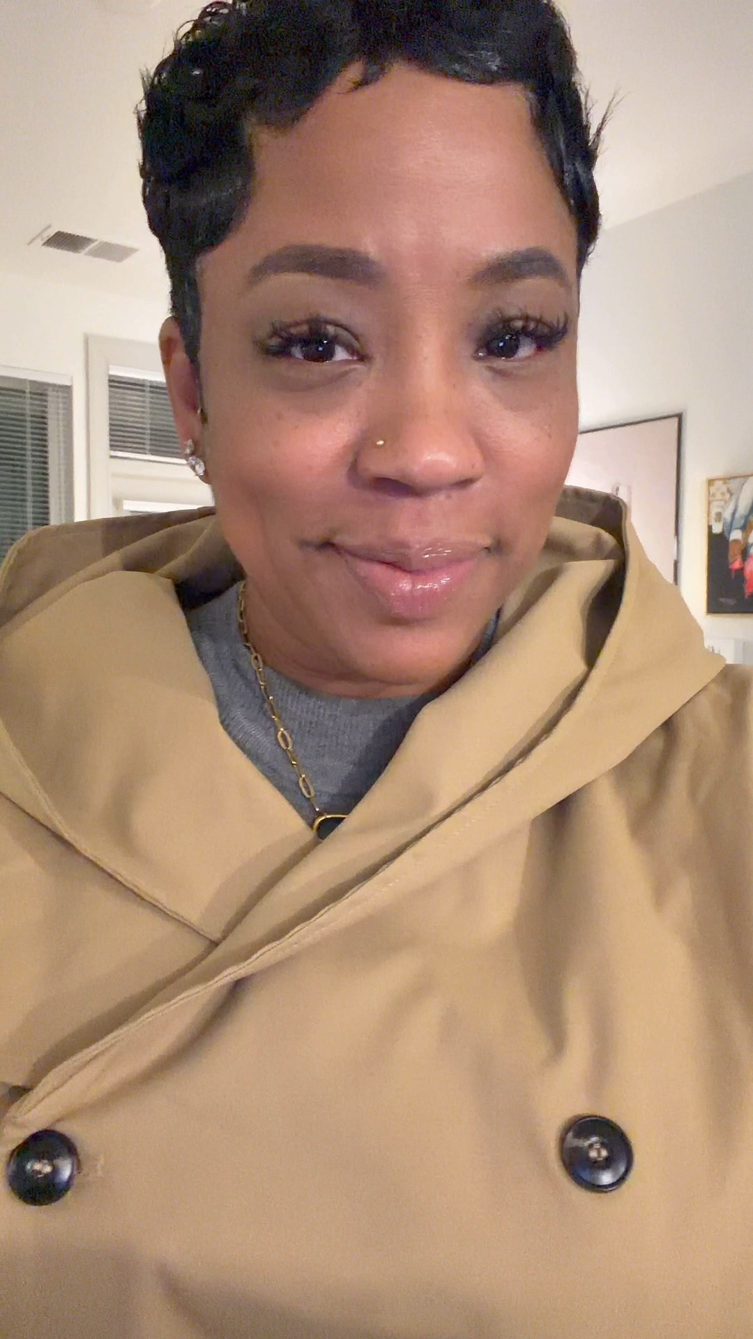 Listen baby… the dupe is DUPING.
Same vibe, less coins.
As much as I love designer pieces, I also love a good dupe.
If it looks good, it looks good. Period. 😌

#LTKootd #LTKvlog