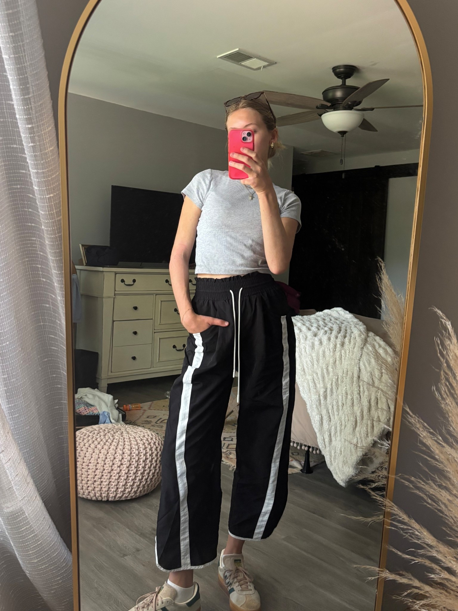 Basic comfy mom outfit 

#LTKSeasonal #LTKActive #LTKStyleTip