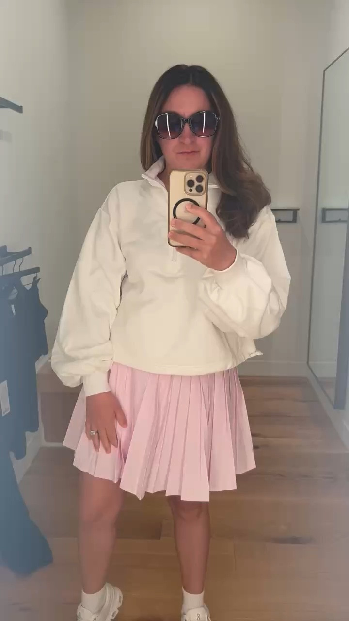 This would make the cutest Disney outfit— just add ears!!!💖😍

Disney, travel, activewear, active, fitness, skirt, vacation 

#LTKSaleAlert #LTKfitnessgoals #LTKActive