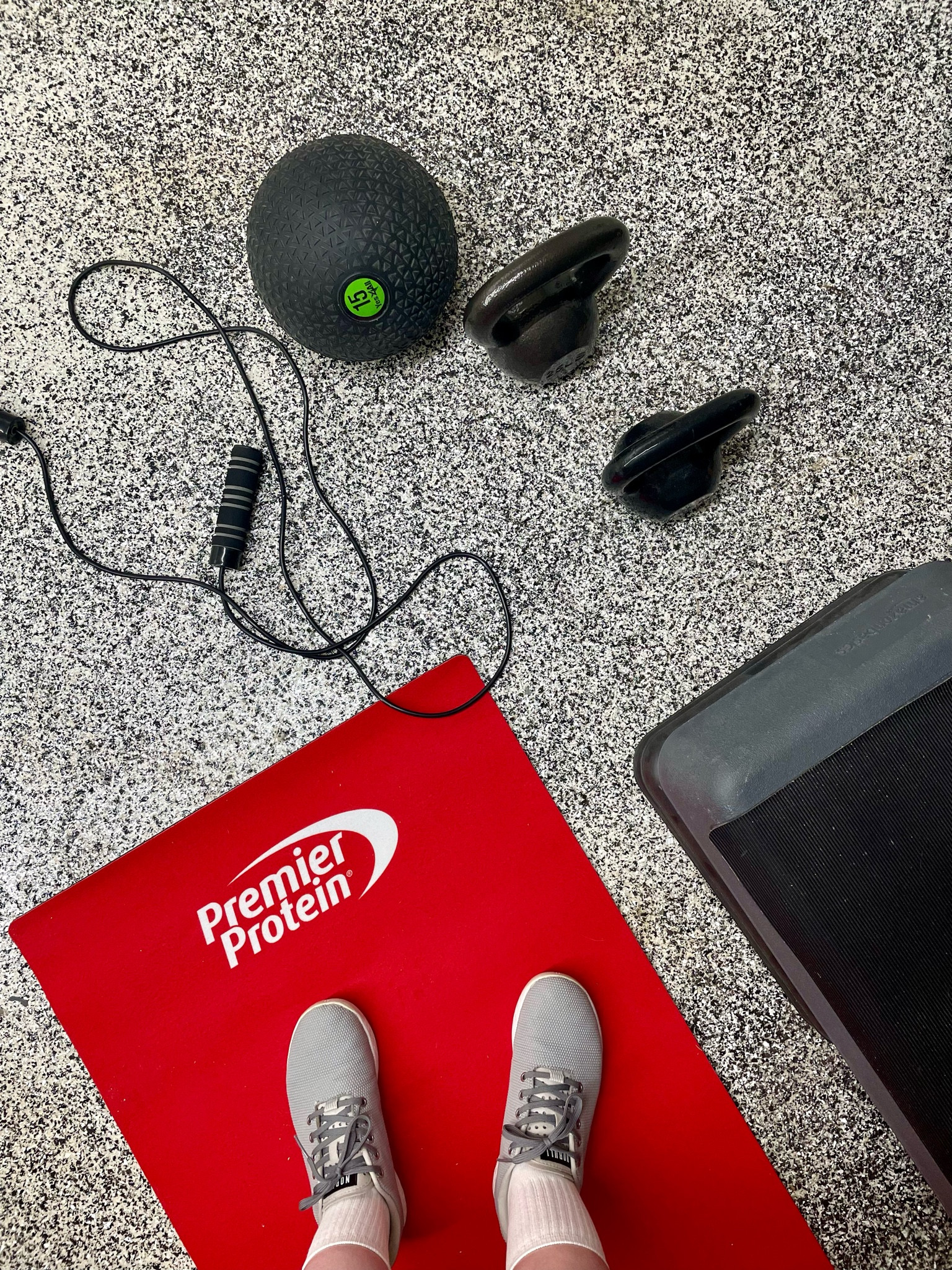 All of my garage workout essentials are linked!