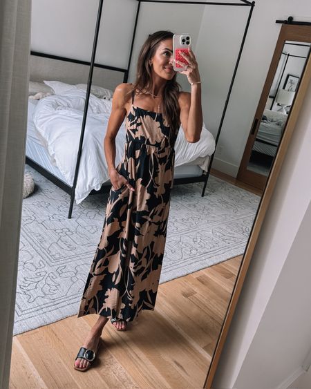 okay would you believe me if i told you this maxi dress was a target find?! 😍 so stunning AND budget friendly! 🙌🏻
runs tts, wearing xs 

#LTKStyleTip #LTKFindsUnder50