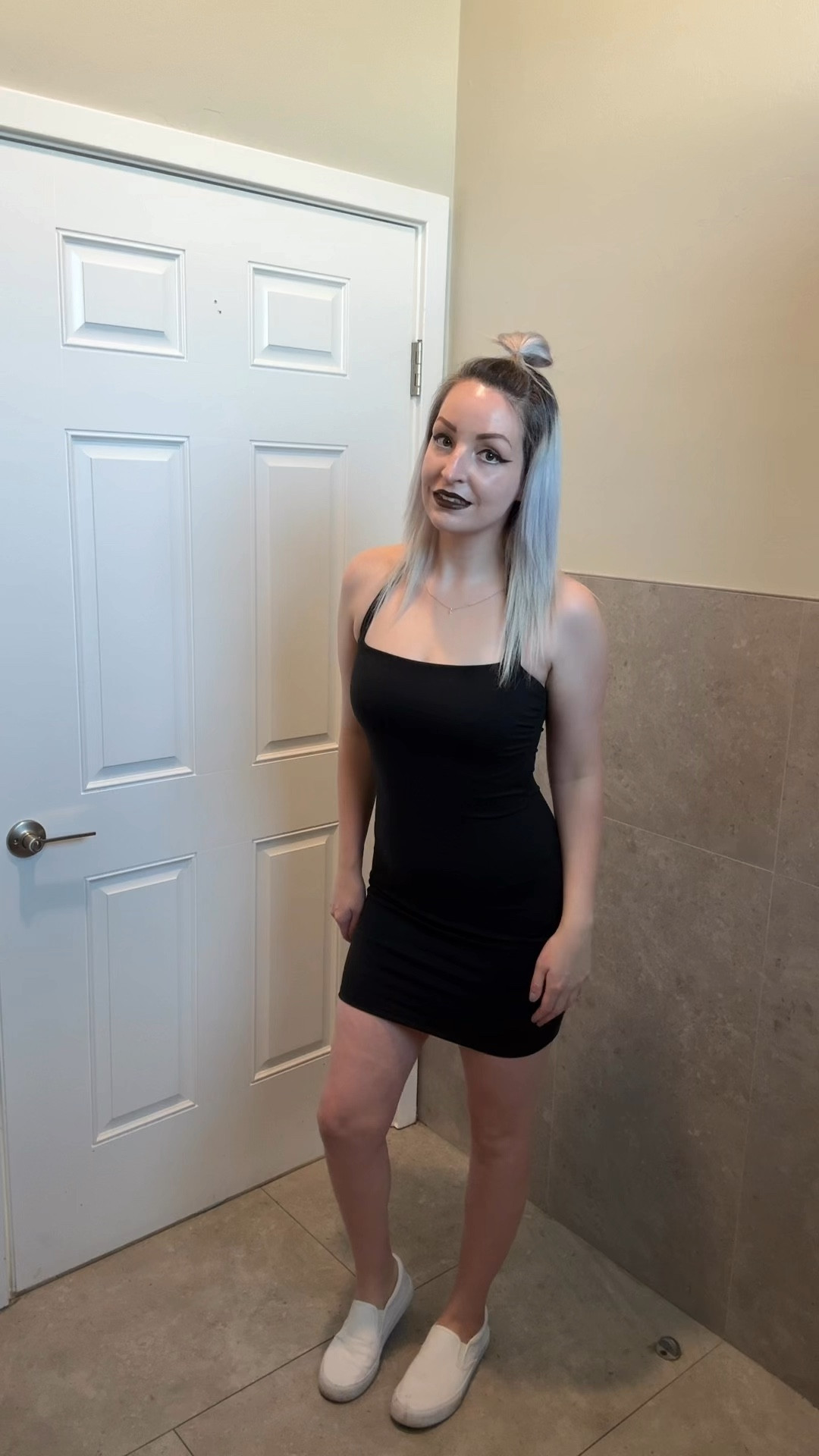 The perfect little black dress made from super soft butter-bliss material! Under $25 + perfect for any night out! 



#LTKFindsUnder50 #LTKStyleTip #LTKGiftGuide