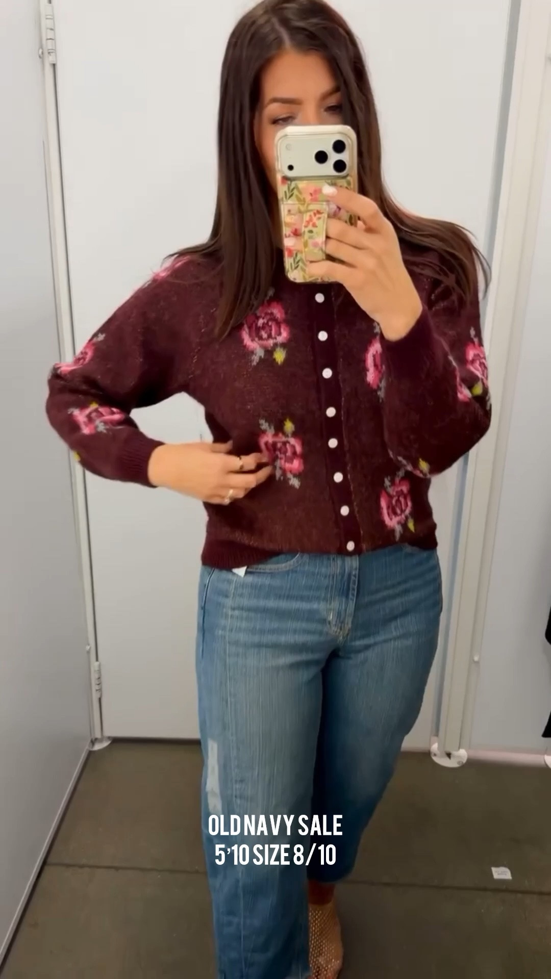 Old Navy Sale! Wearing a size medium in the cardigan and an 8 in the jeans but need a 10 tall

Midsize fashion, midsize fall style, fall fashion, old navy sale, old navy fall, midsize fall style, midsize style