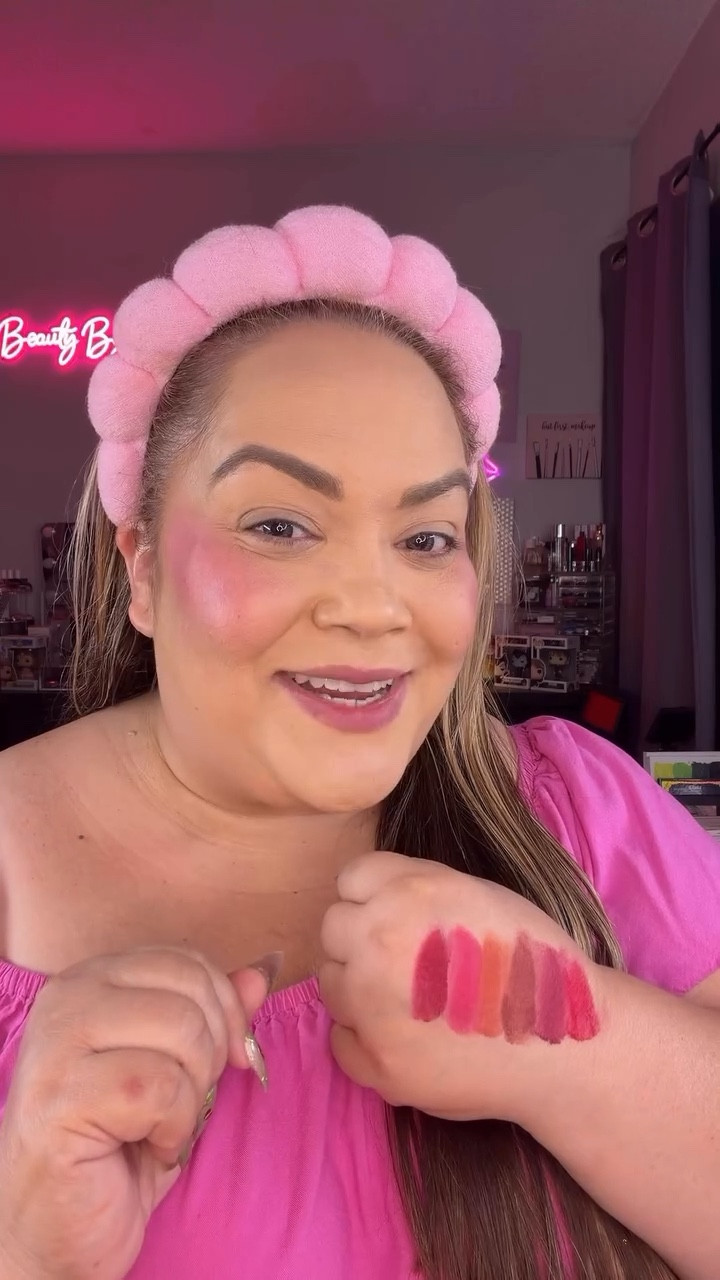 Light as a ☁️ but ultra-pigmented
Meet the new Cloudtopia Cheek & Lip Mousse from @maybelline 

I’m wearing one shade on my cheeks, but I swatched all six shades they sent me so you can see how creamy, pigmented, and blendable they really are. And yes… there are four more shades to choose from too 👀💗

This mousse texture gives a soft-focus matte flush that blurs and smooths, and it lasts up to 16 hours while being sweat-proof, transfer-proof, and crease-proof. You can even use it on your lips for that blurred matte look.

@maybelline #GiftedByMaybelline #Cloudtopia #MaybellineMakeup #BlushSwatches #CreamBlush LipAndCheek

#LTKValentine #LTKOver40 #LTKBeauty