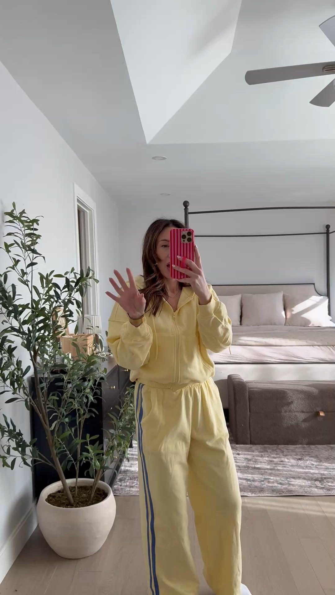 Old navy try on and these pieces are both on major sale! I’m wearing small petite in both.


#LTKSeasonal #LTKPetite #LTKSaleAlert