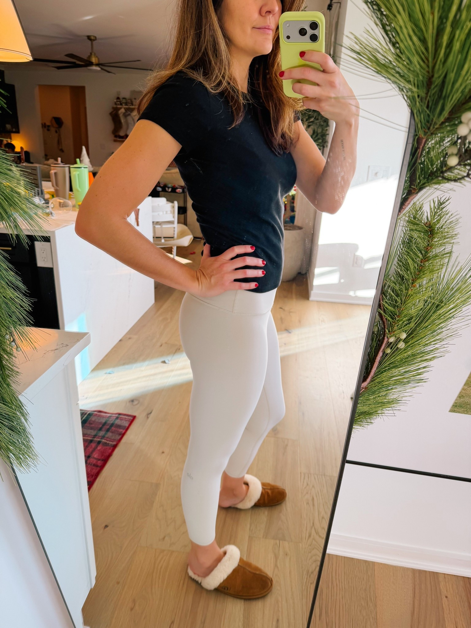 Aritzia home stretch tee is my go to lately!

#LTKmomlife #LTKootd #LTKgrwm