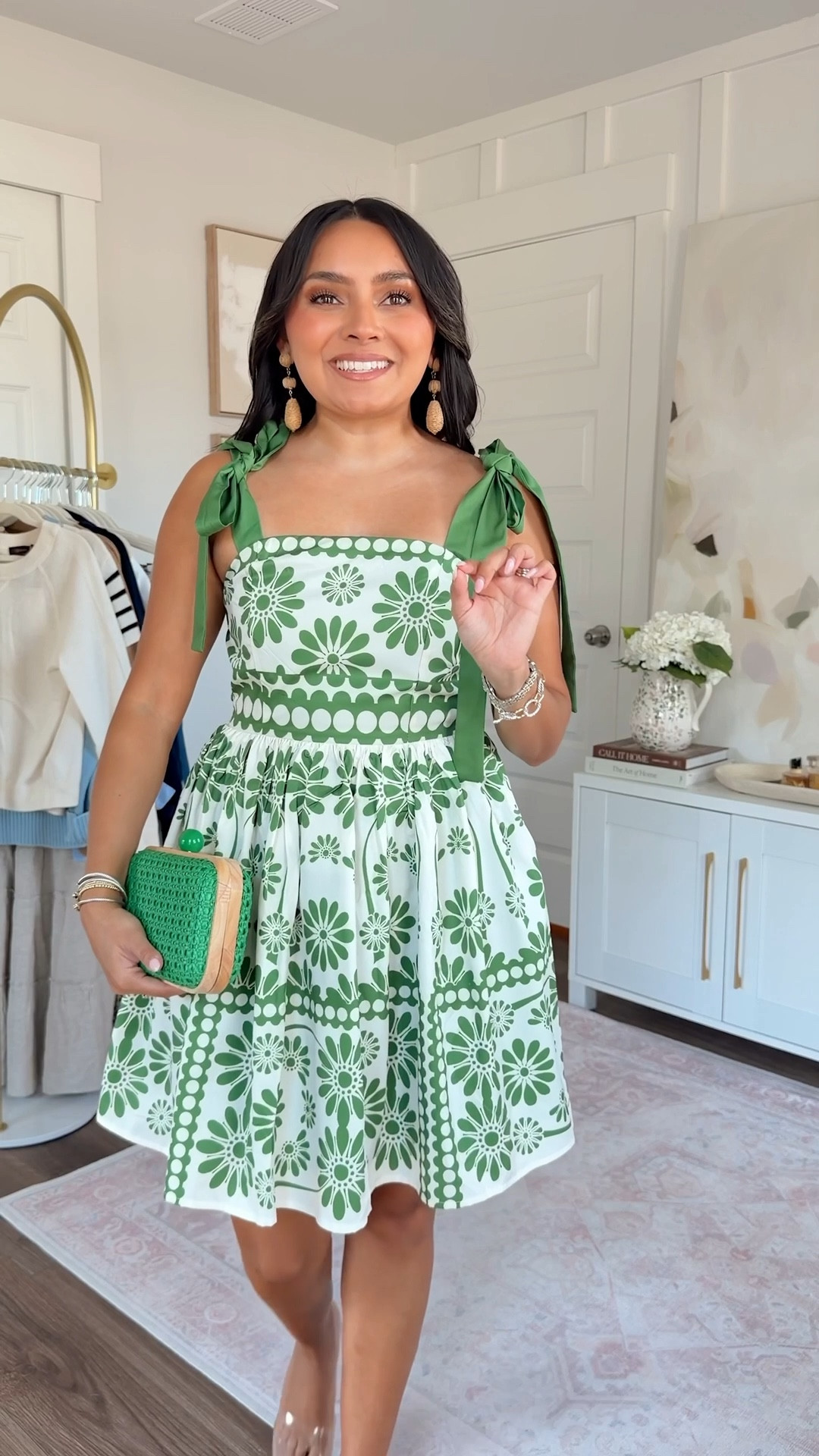 Green tie shoulder dress size xs TTS
Sandals size 5 TTS


#LTKgrwm #LTKPetite #LTKootd