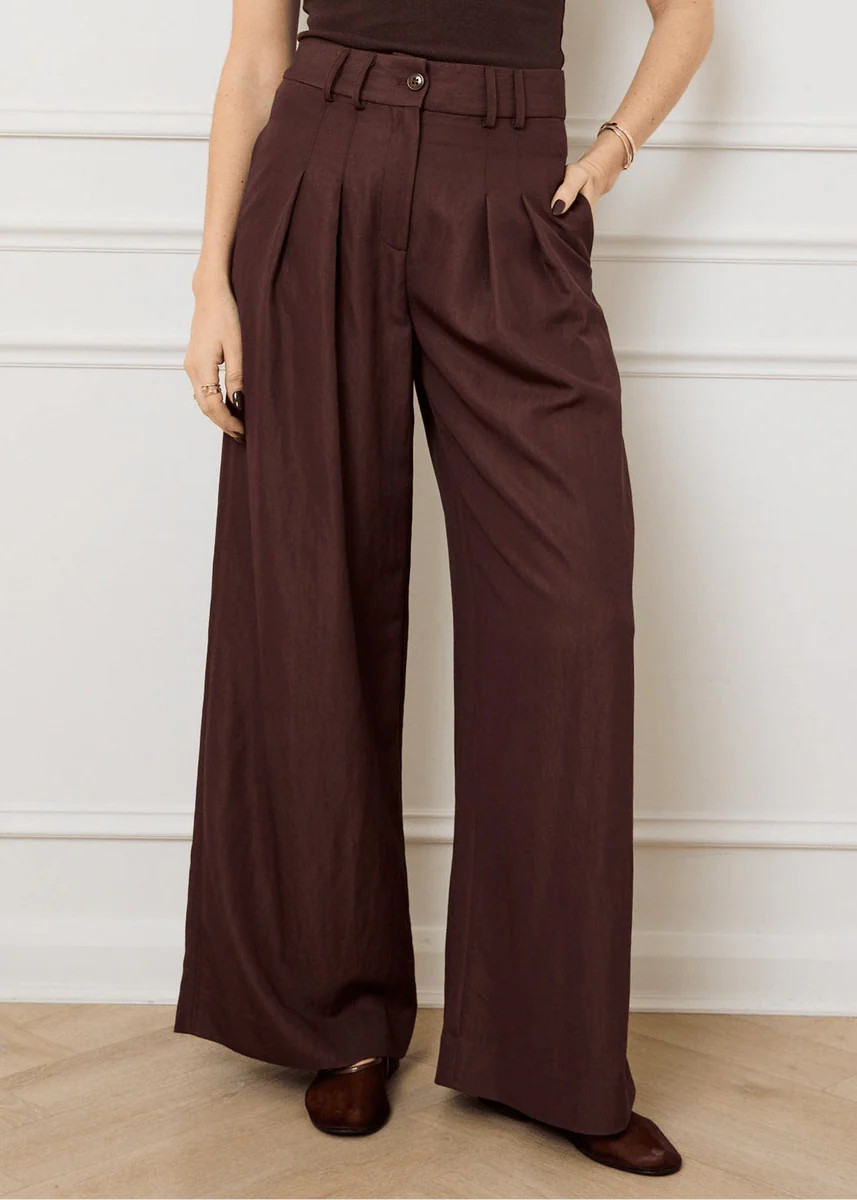 THE SIGNATURE WIDE LEG TROUSER - WARM BROWN | WAT The Brand
