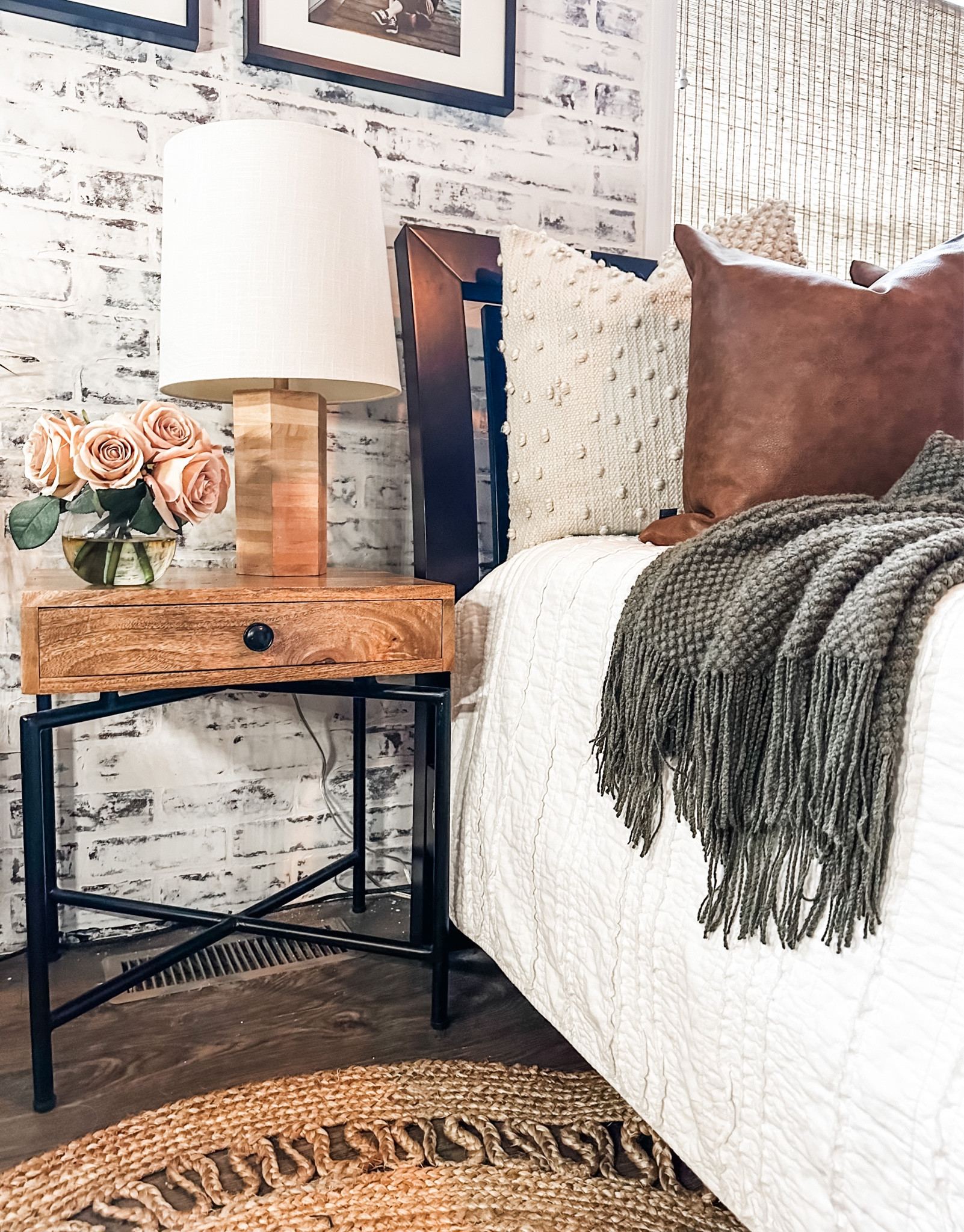 Give me all the textures 😍

#bedroomdecor #bedroomstyle #bedroomdesign #throwblanket #pillows #bedroom #homedecor

#LTKSeasonal #LTKhome #LTKstyletip