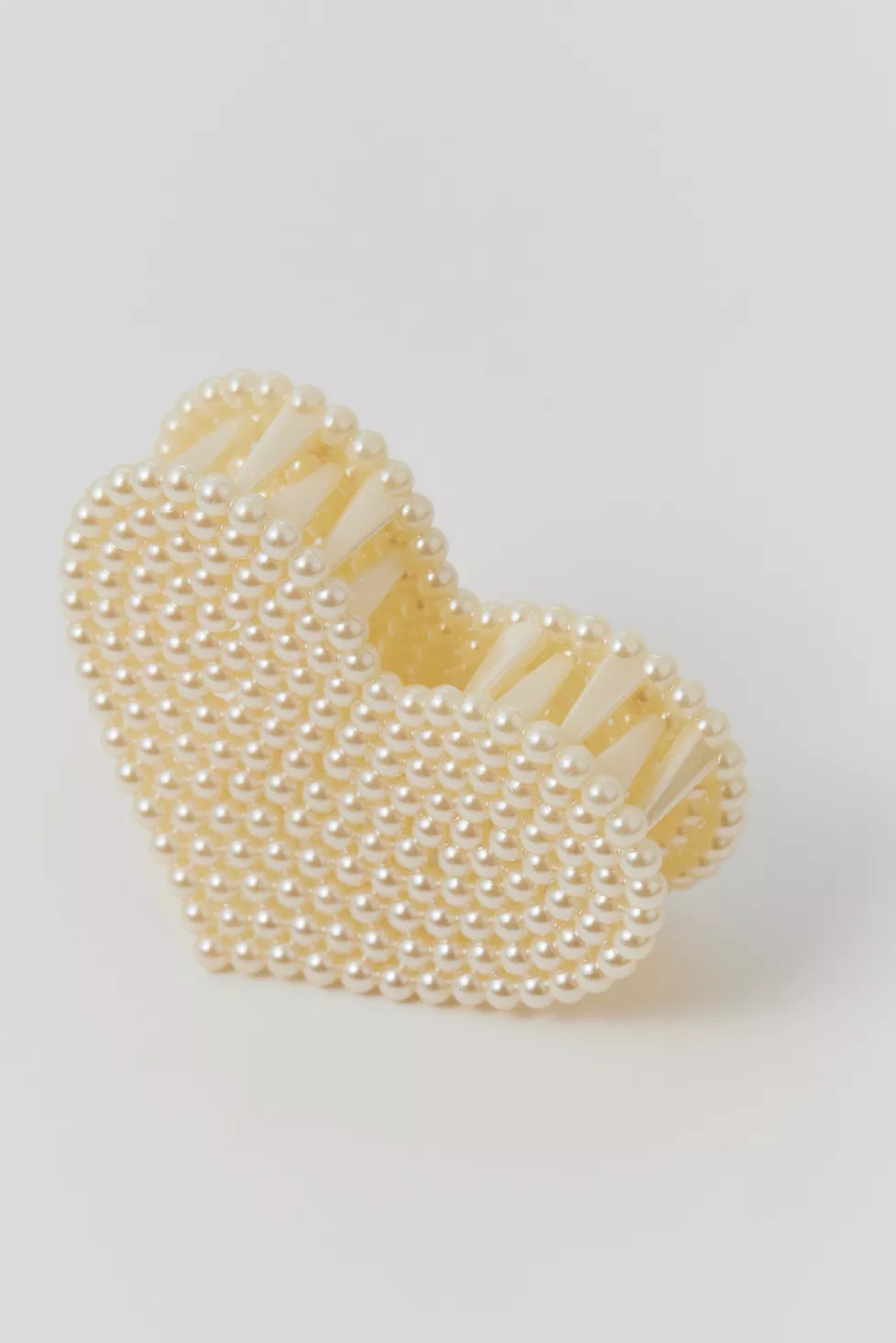Pearl Heart Claw Clip | Urban Outfitters (US and RoW)