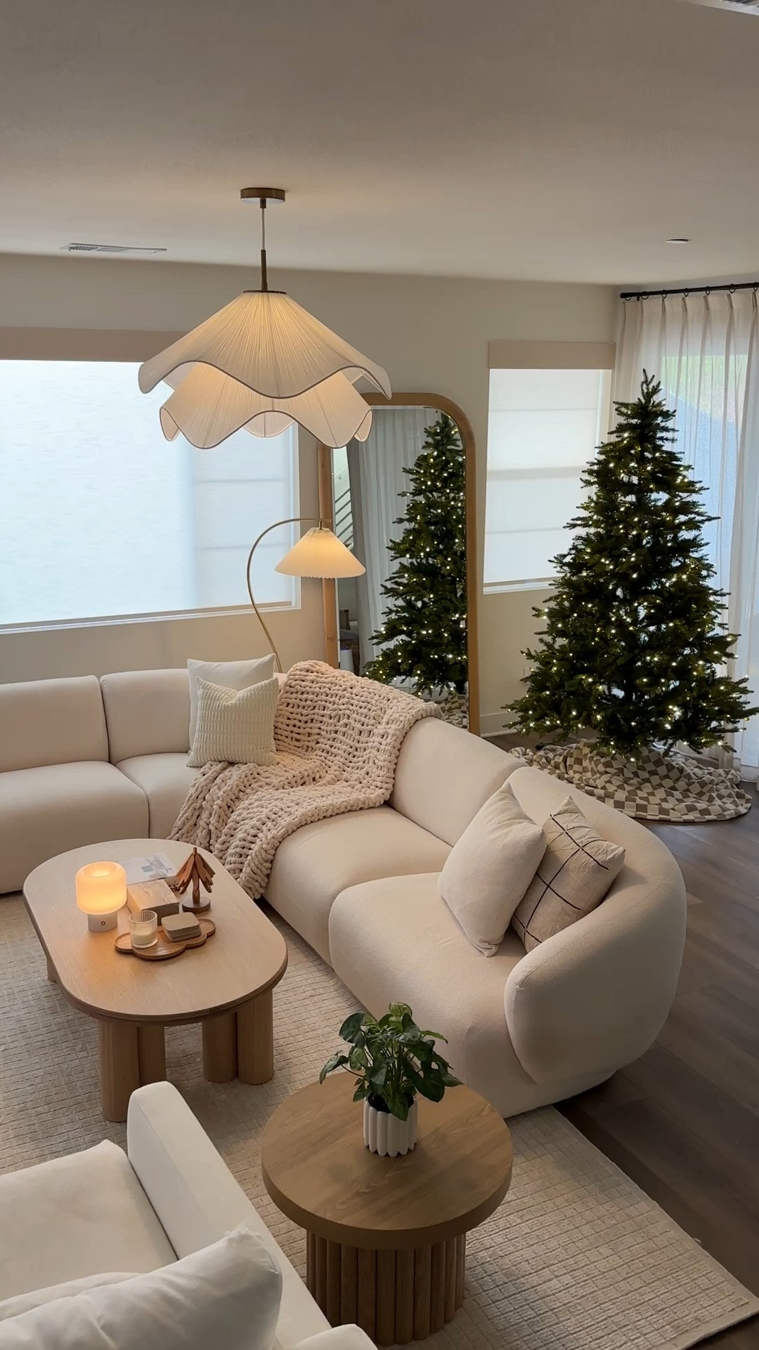cozy holiday decor for the best time of year @wayfair #ad #wayfairpartner #wayfair #wintheseason

#LTKHome