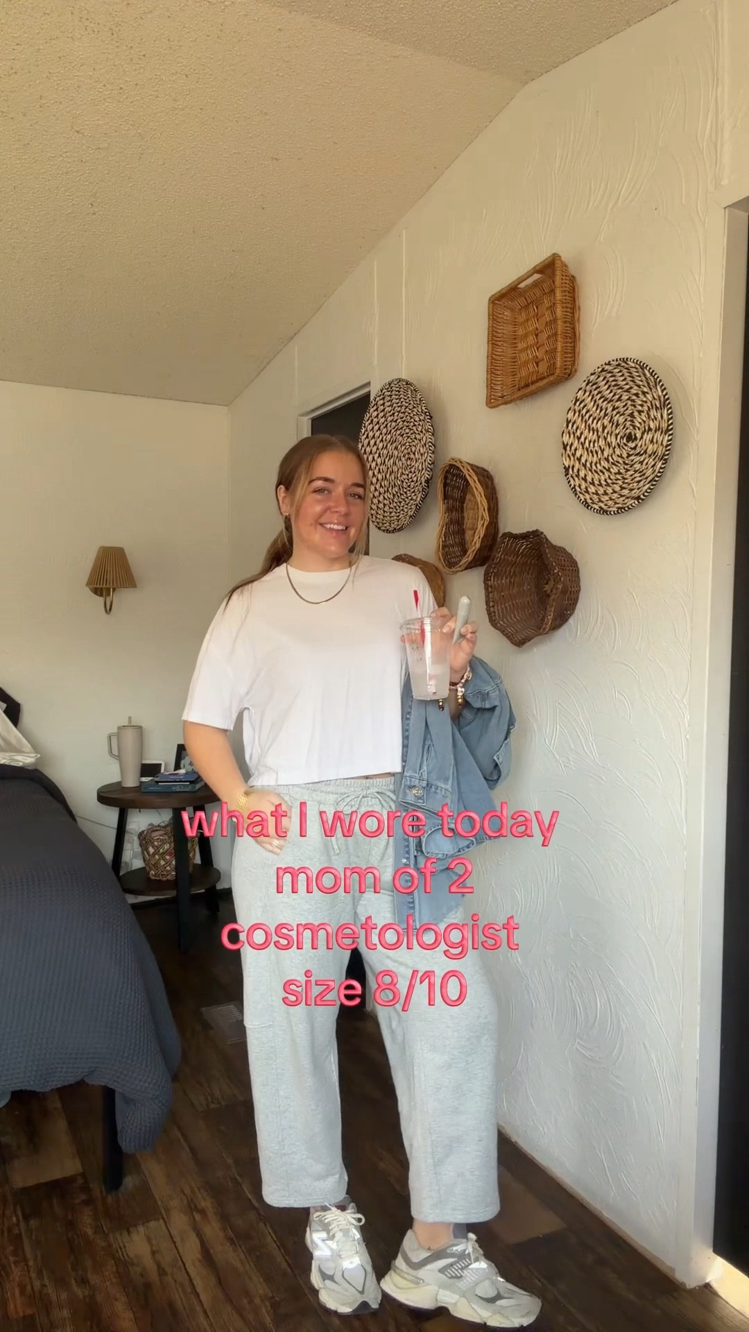 All things comfy 

#LTKootd #LTKMidsize