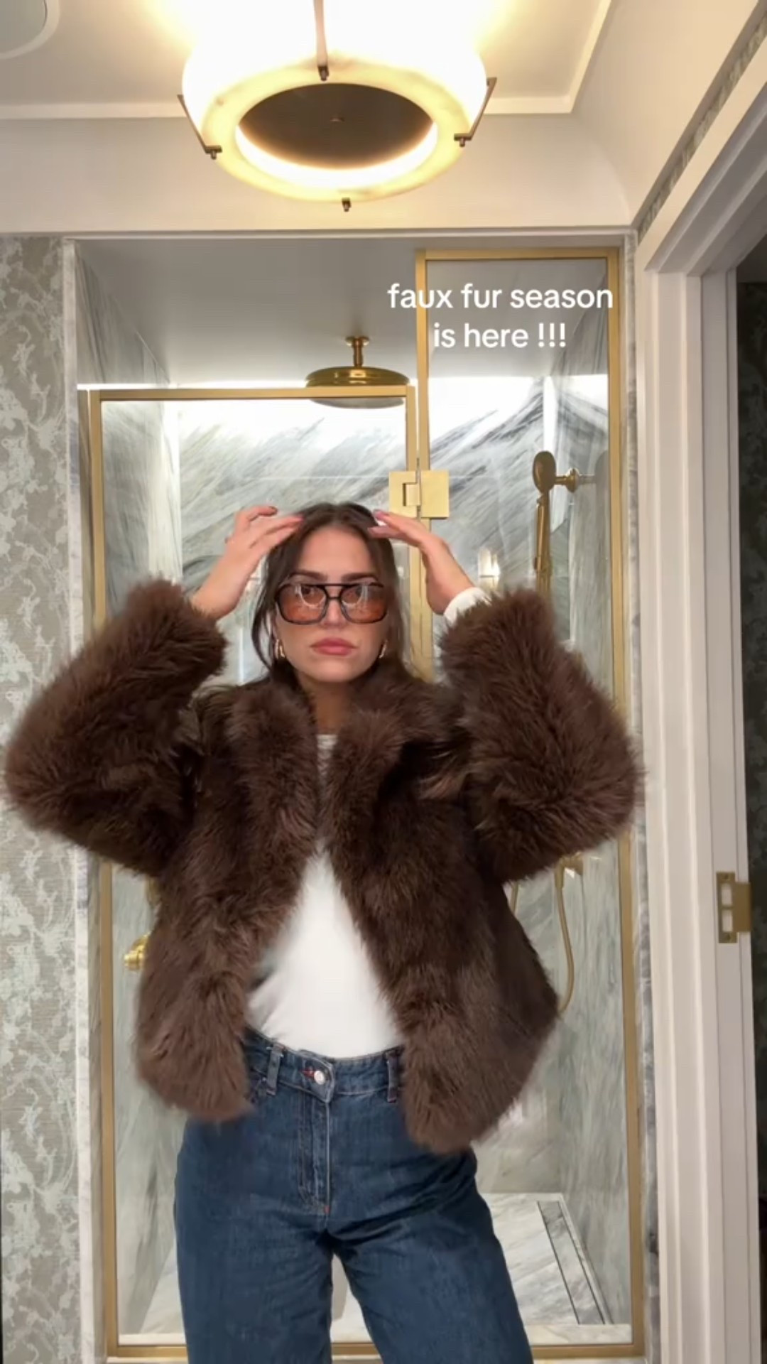 Faux fur jacket 


Chocolate brown coat , fall fashion, holiday Black Friday 

#LTKgrwm #LTKootd #LTKdayinmylife