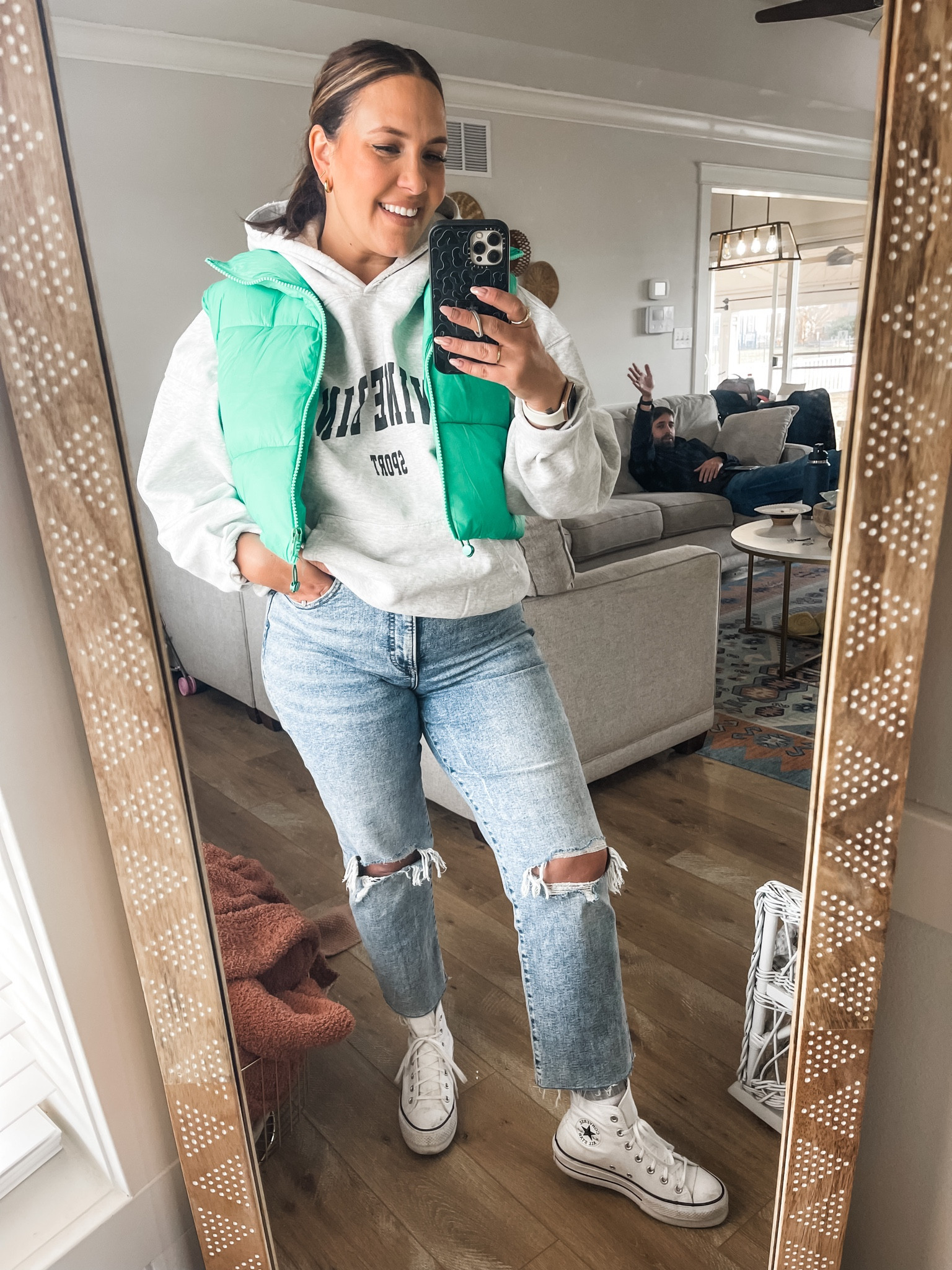 Amazon vest-large
Anine Bing hoodie-large
Express denim-10

#LTKunder100 #LTKcurves #LTKFind