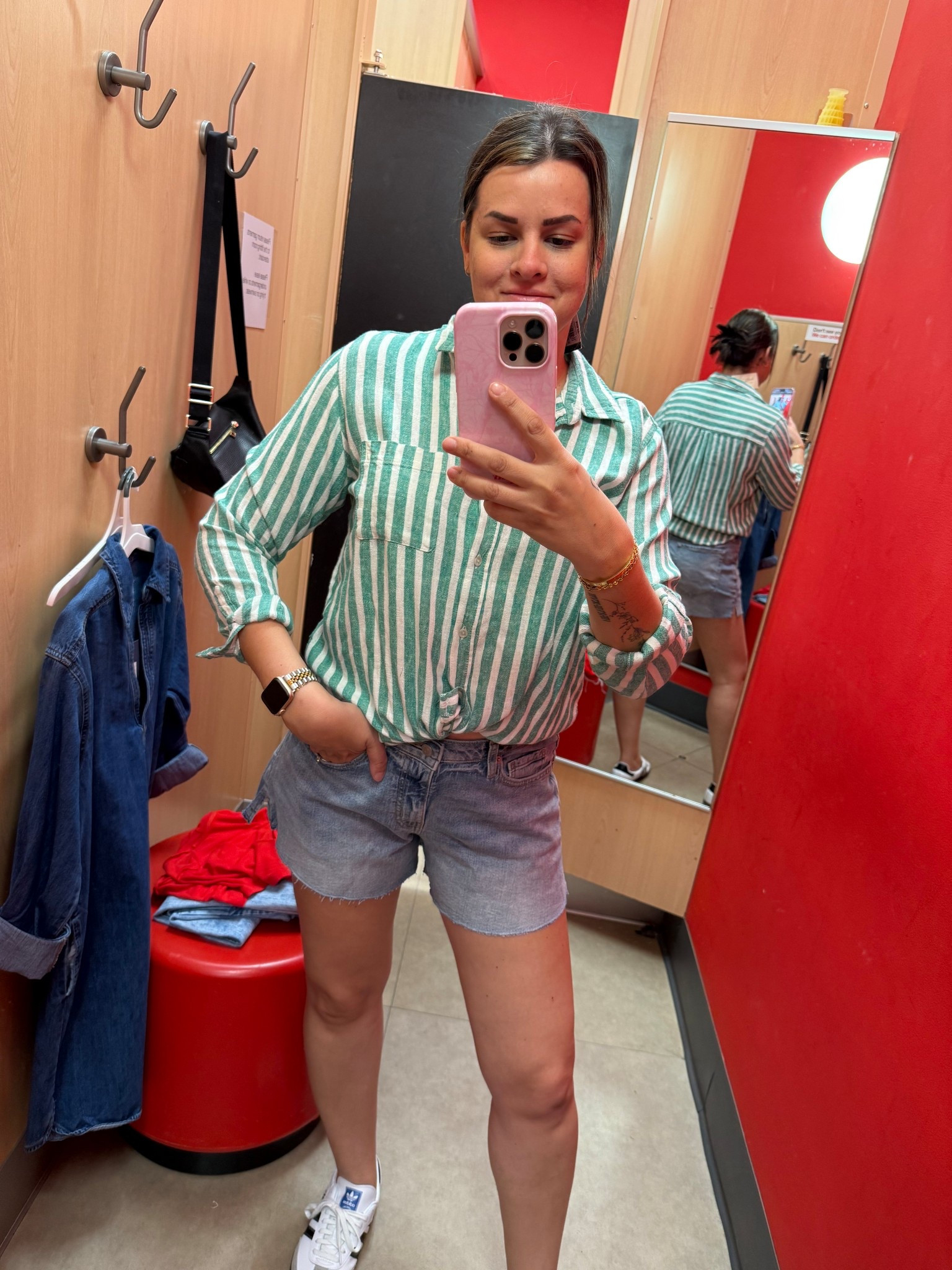 Spring look from #target



#LTKStyleTip #LTKFindsUnder50