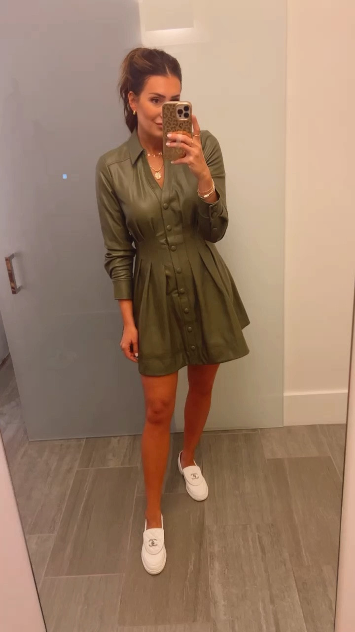 Size 6 in this fab faux leather dress! 

#LTKstyletip