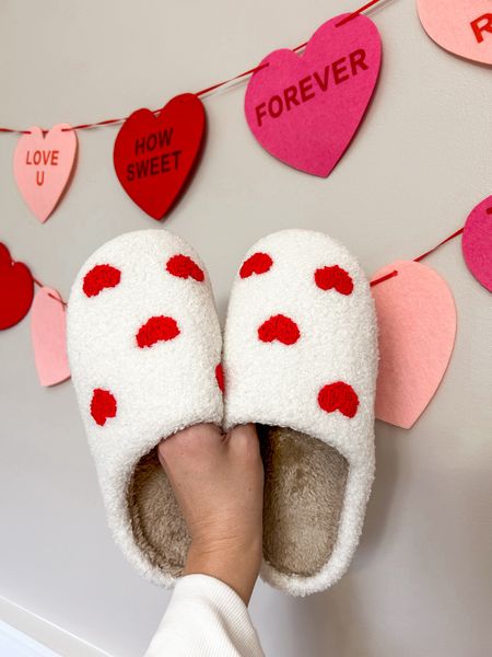 Amazon Valentine’s Day Heart Slippers ❤️ 

#LTKGiftGuide #LTKshoecrush