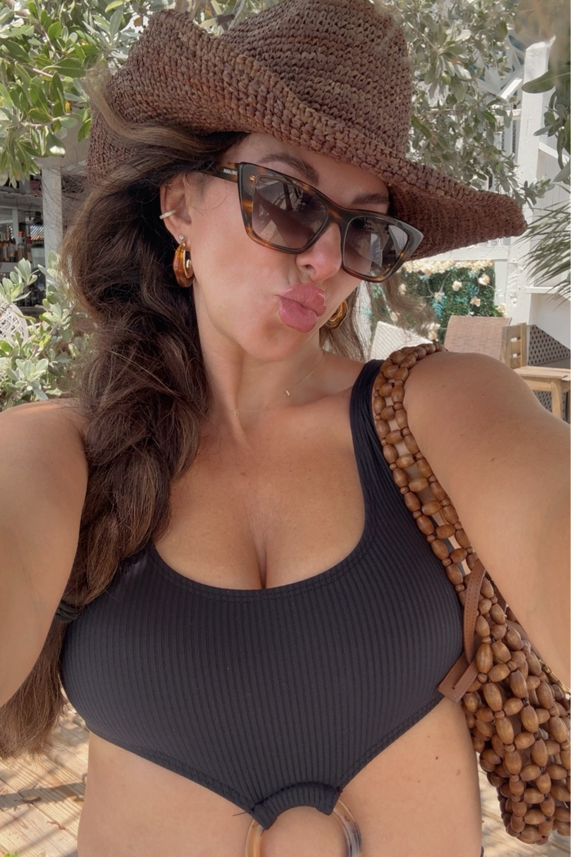 Bahamas accessories details 

#LTKootd
