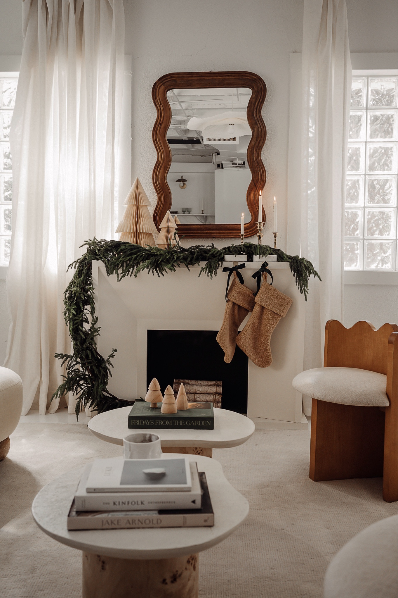 Christmas decor , Christmas tree, mantle decor 

#LTKHome #LTKHoliday #LTKWatchNow