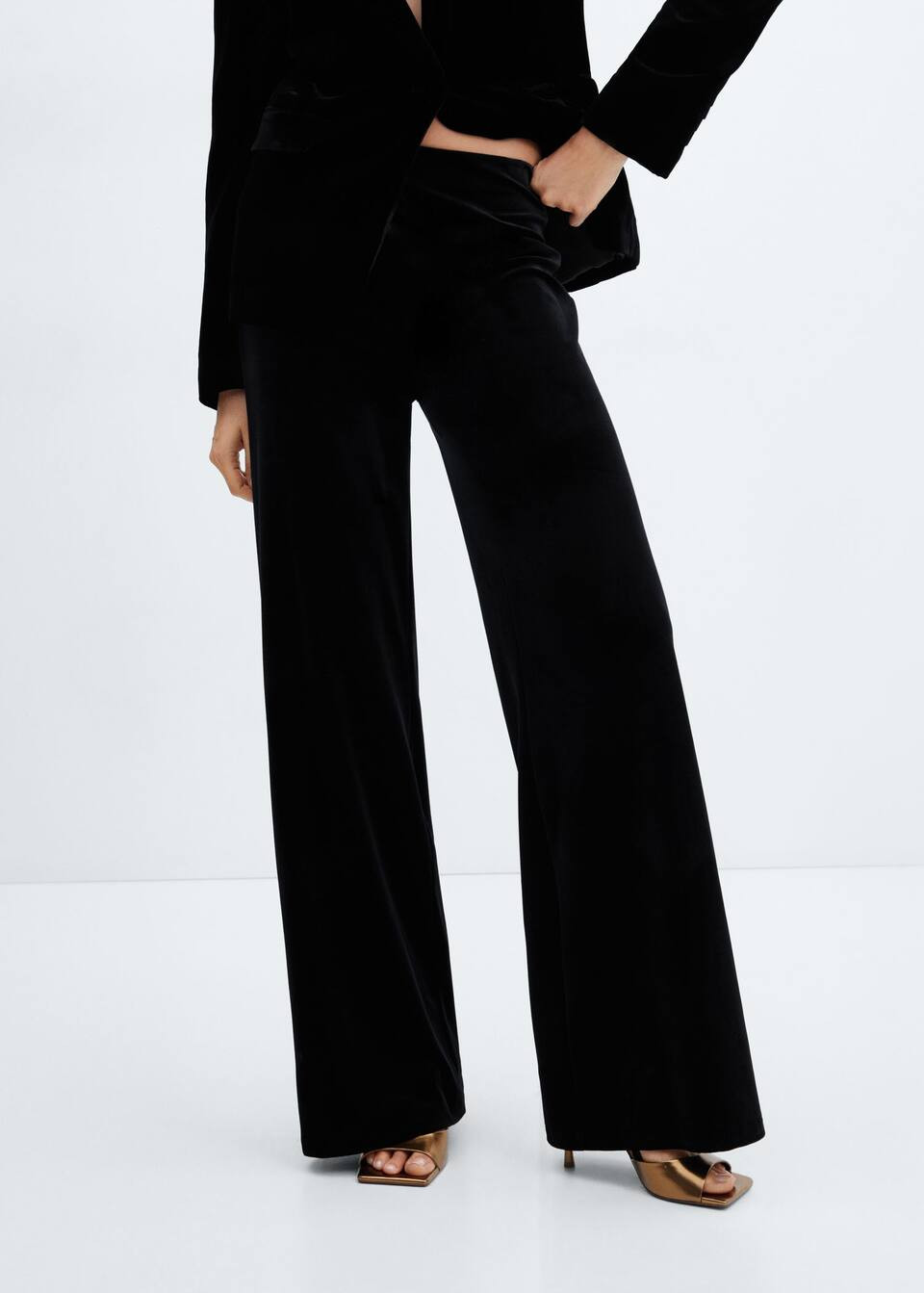Flared velvet pants -  Women | Mango USA | MANGO (US)
