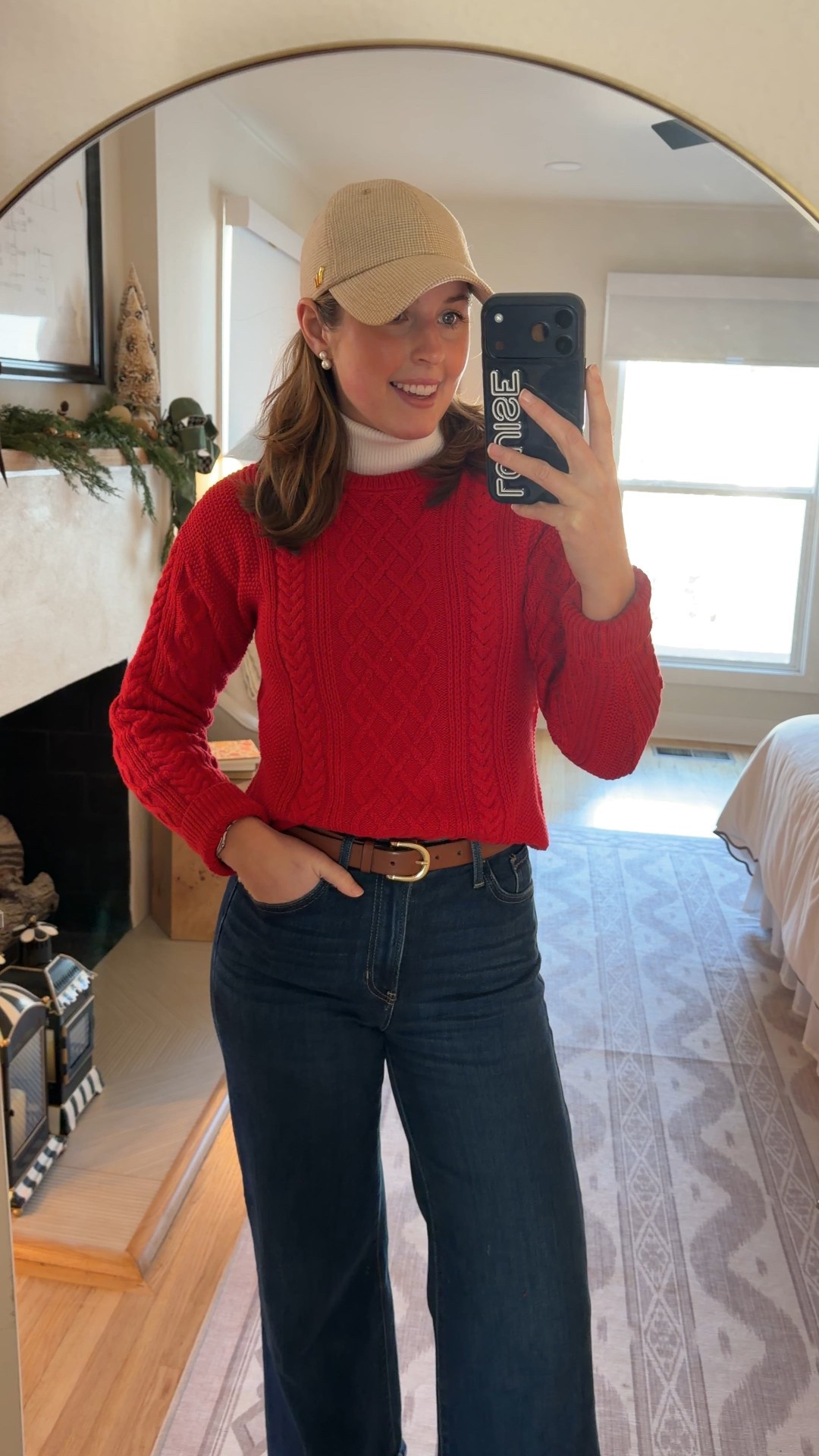 Happy Monday! OOTD today! Wearing a S in sweater and 25 in jeans 