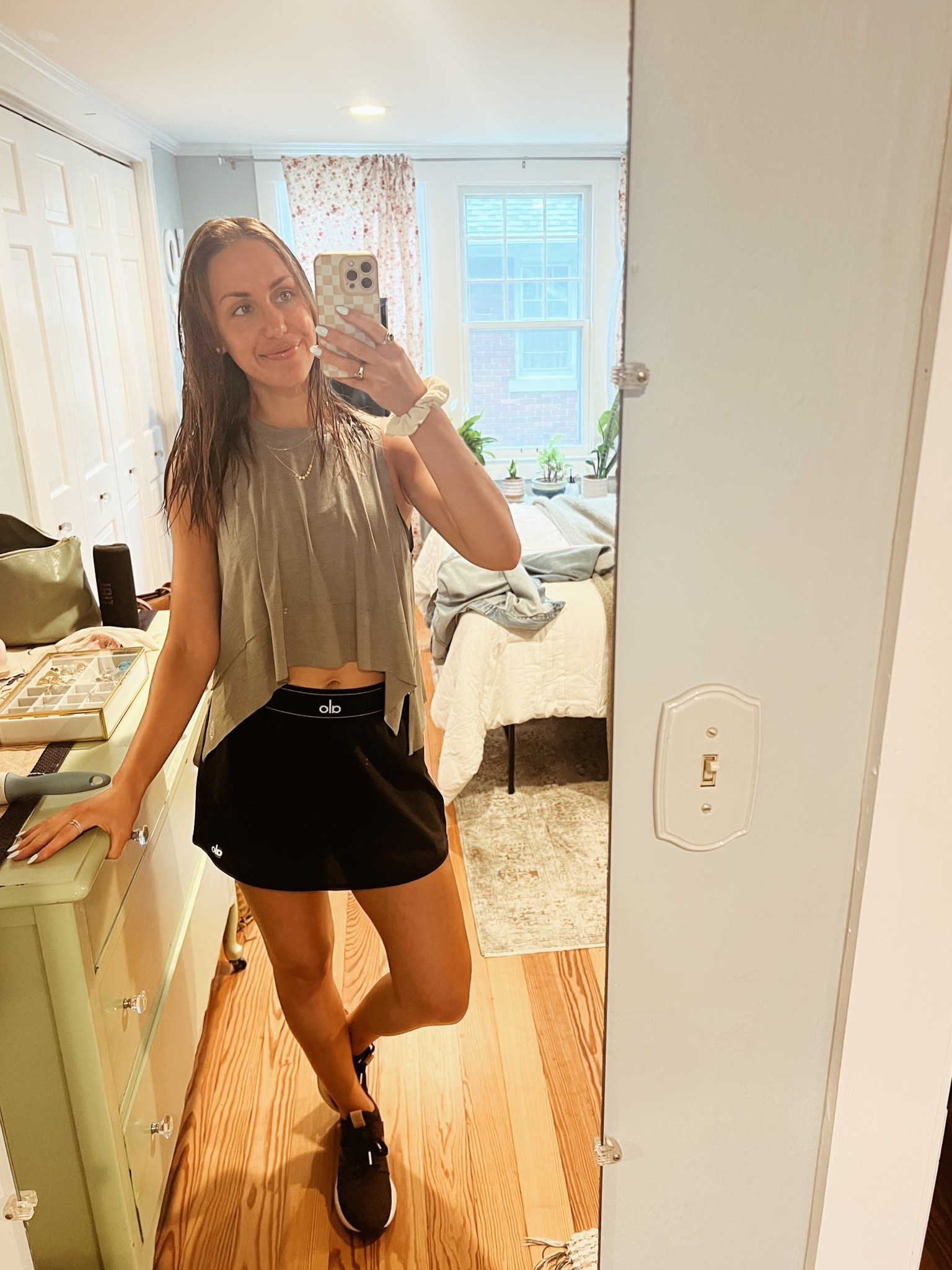 LOVE this alo skirt. So easy, comfy, and cute. Very flattering  

#LTKSeasonal #LTKActive #LTKStyleTip