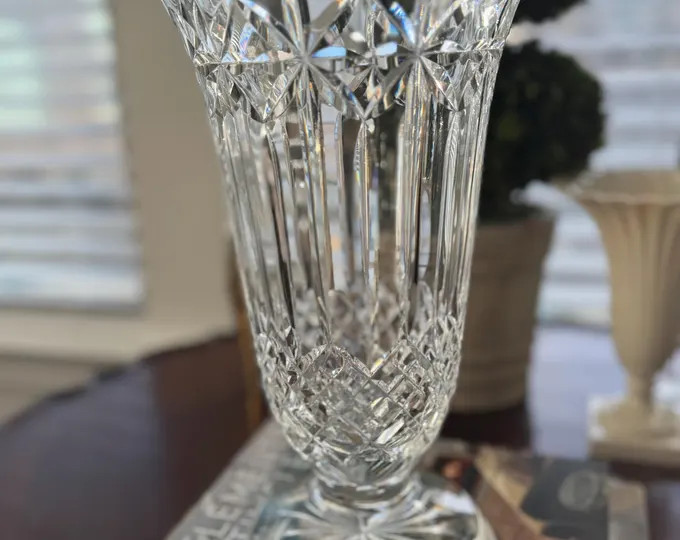Vera Wang Wedgwood Duchesse Vase 11 Inch Full Lead Crystal Made in Germany NIB - Etsy | Etsy (US)