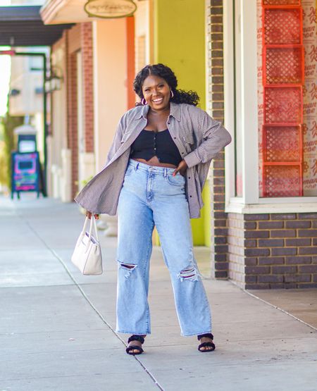 Plaid shirt, h&m fall outfits, fall fashion, high waisted jeans, neutral outfit, express, express jeans, crop top,

#LTKstyletip #LTKunder100 #LTKitbag
