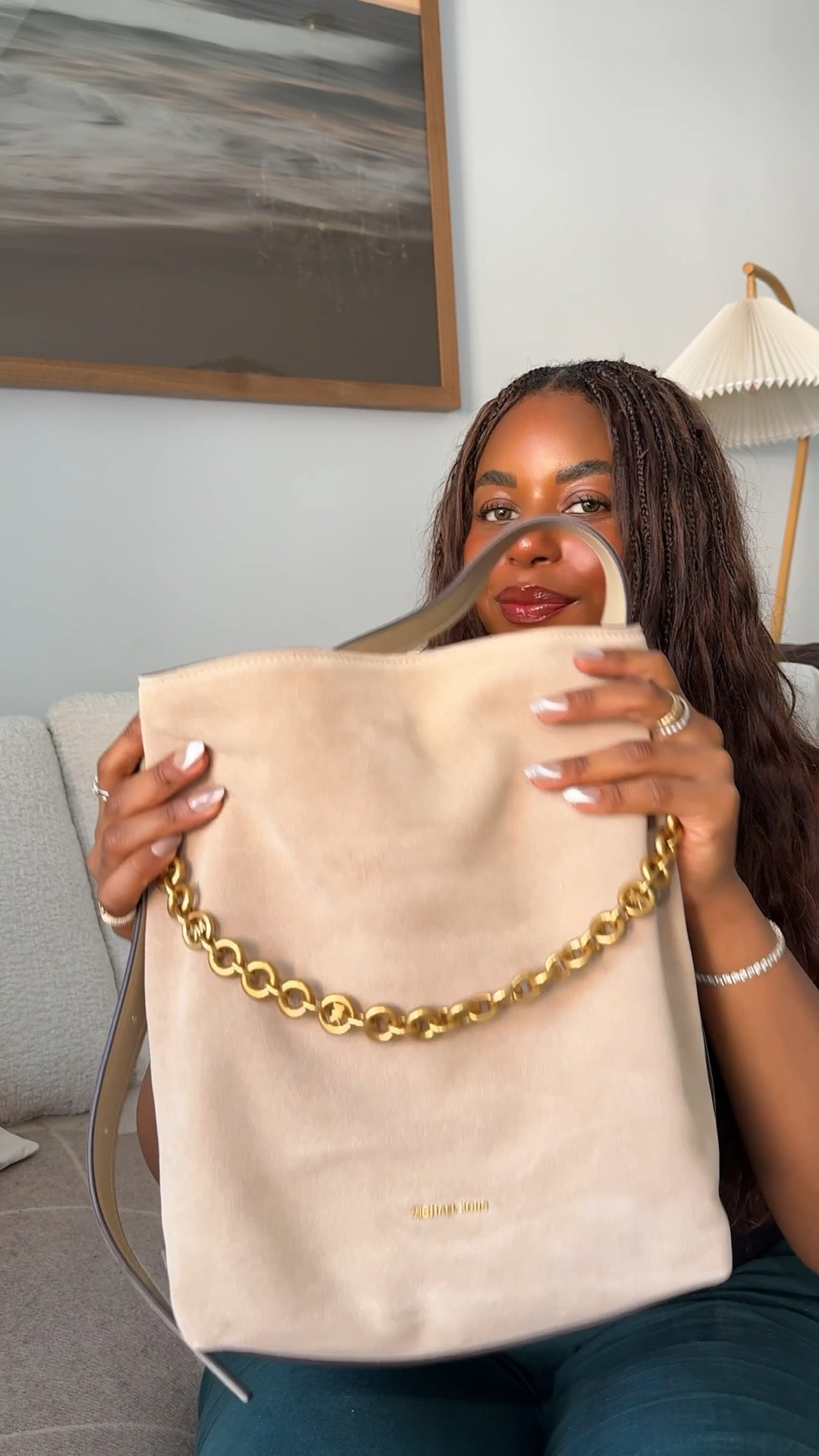 What’s in my bag 🤎 @michaelkors-us 

#michaelkors #mkpartner

#LTKootd #LTKWorkwear #LTKgrwm