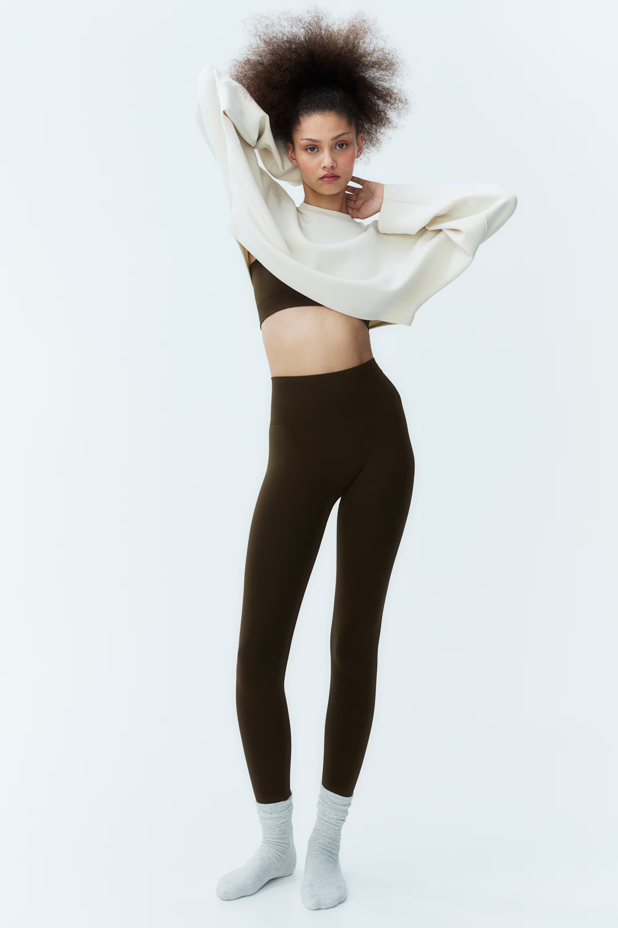 Seamless Yoga Leggings in DryMove™ | H&M (US + CA)