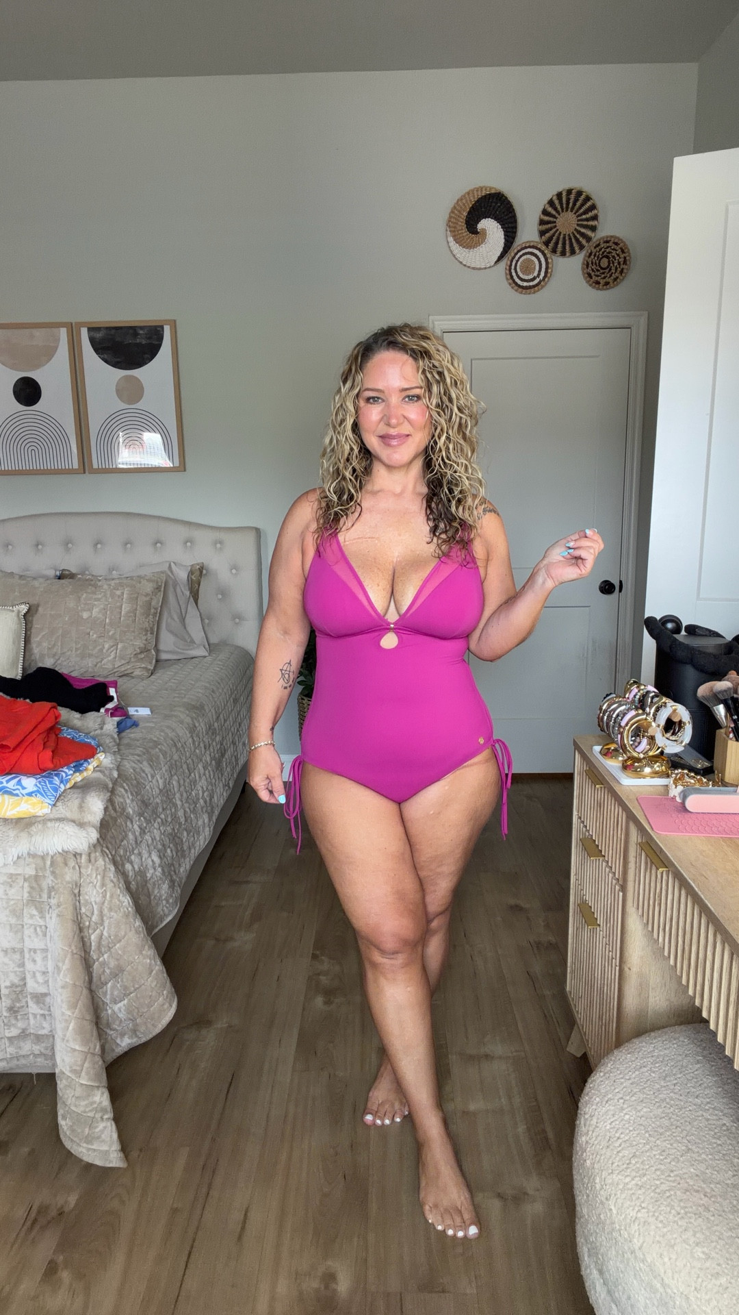 Size large 

#LTKMidsize #LTKPetite #LTKOver40