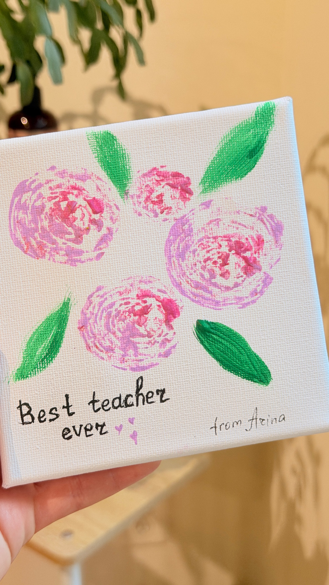 The best gifts don’t come from the store, they come from moments like this.
Easy, fun, a little messy… and actually educational 🙌
Perfect idea for Teacher Appreciation Week or Mother’s Day — because nothing beats a handmade surprise from your toddler 🎨
And let’s be honest… it’s not just a gift, it’s a memory we’ll keep forever 🤍


#LTKMothersDay #LTKKids