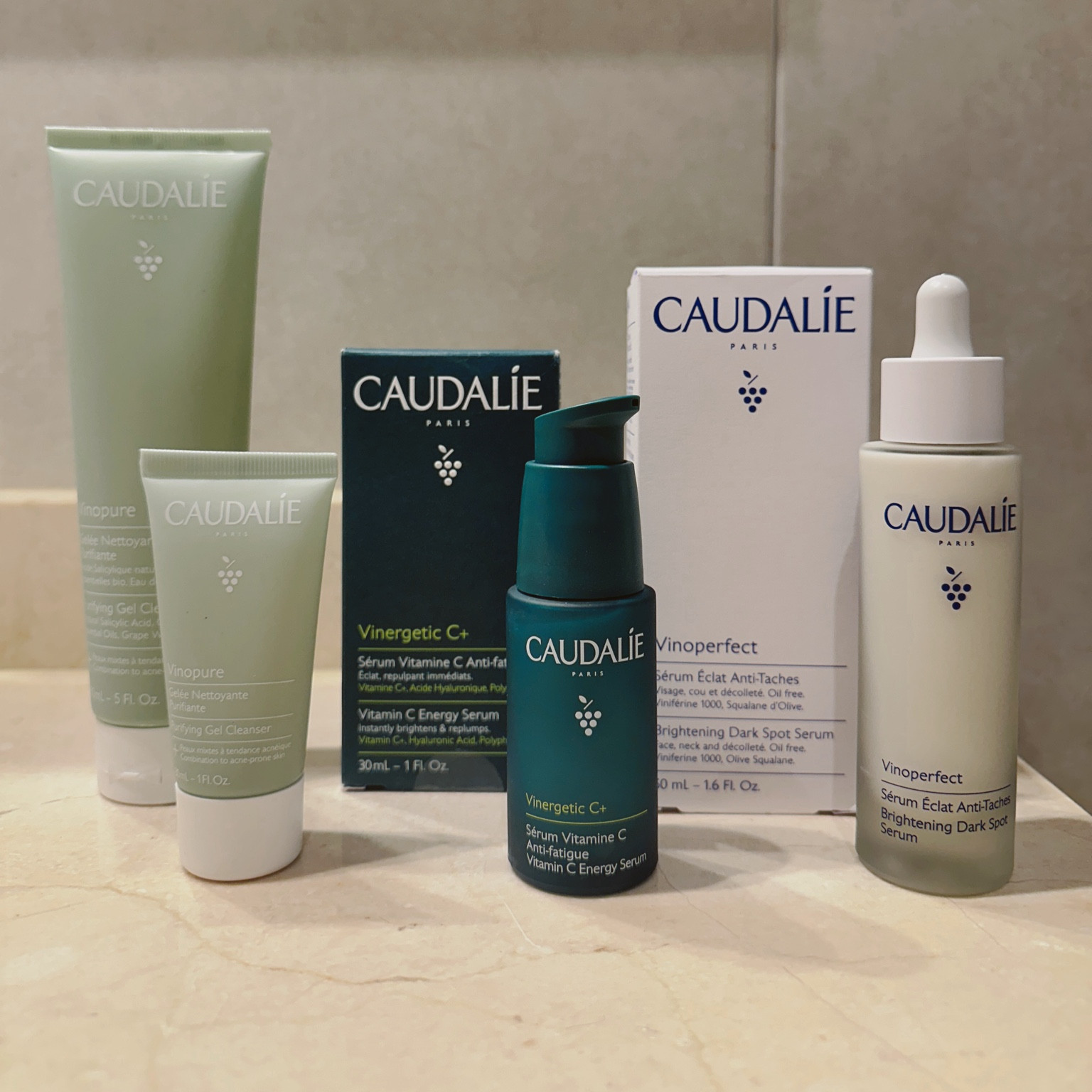 New in skincare. I live for Caudalíe’s Vinopure Gel Cleanser so I had to get the travel size for upcoming trips. Then, the Vinopure Brightening Sark Spot Serum is my nightly must. Truly feels so purifying, and has this milky texture too. Yum. Lastly, a vitamin c Energy Serum to put on in morning before my sunscreen moisturizer. The best part of all these products? They all rate 100/100 on the Yuka app, so no ingredients will be getting into this gals bloodstream or endocrine system ✋🏼💚✨