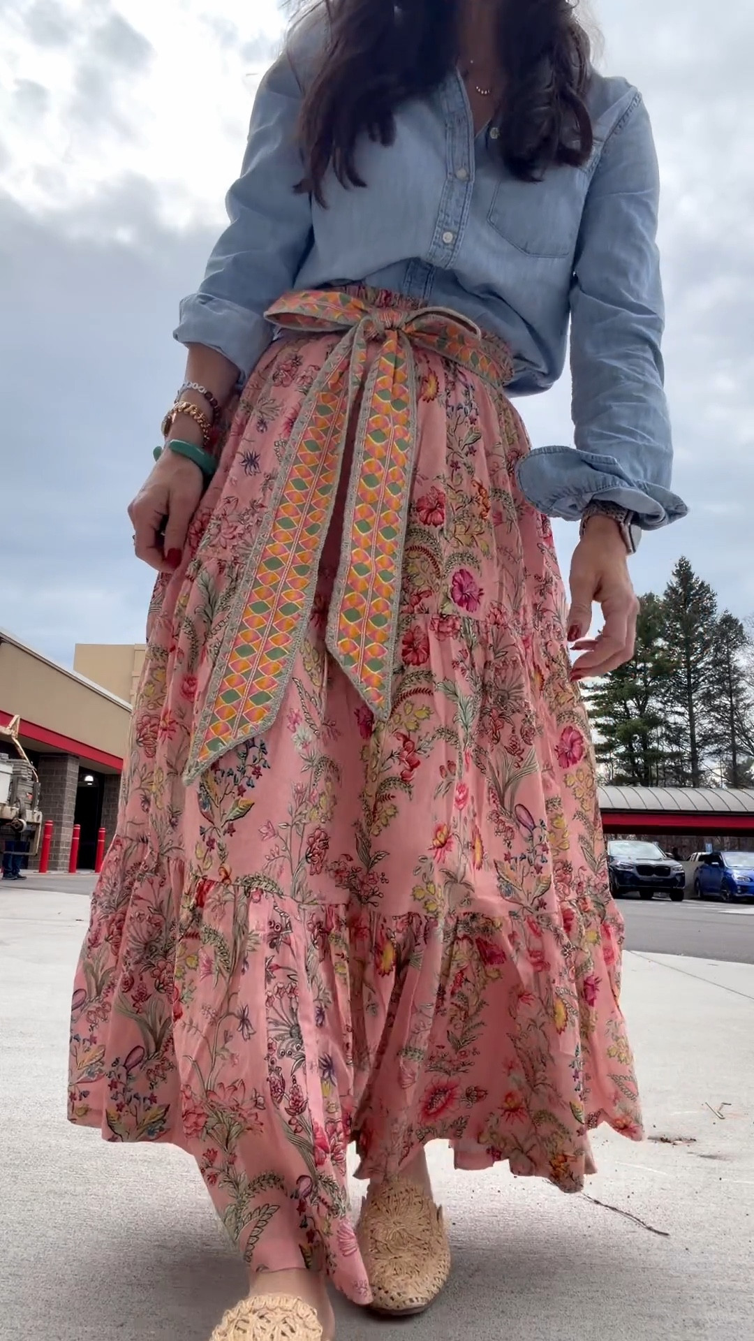 Loving these gorgeous #lookforless skirt from @kohls and shoes from @Target #skirt #springstyle

#LTKSeasonal #LTKdayinmylife #LTKootd