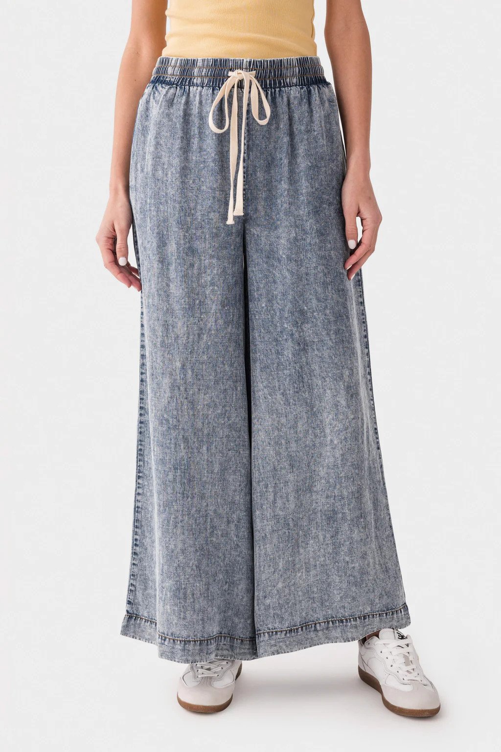 Eesome Mineral Washed Wideleg Pants | Social Threads