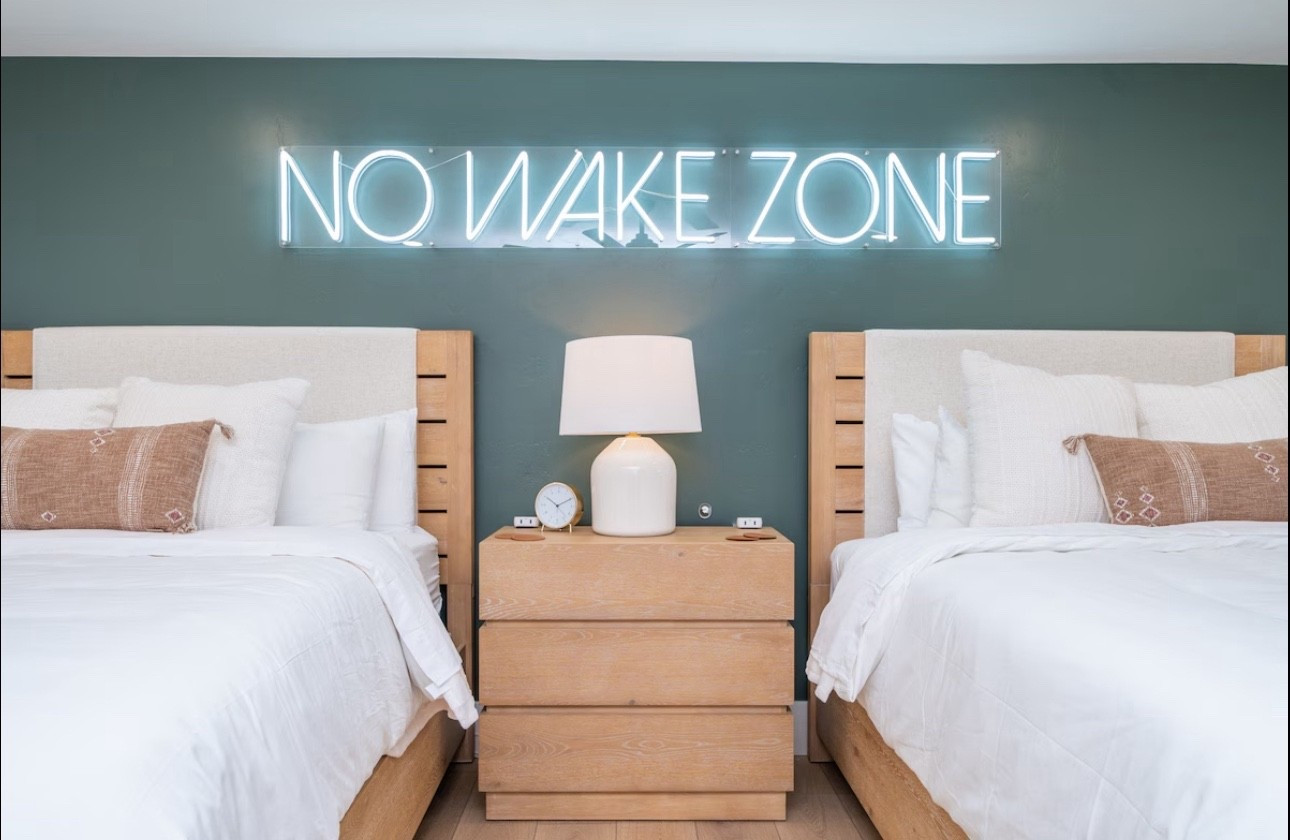 Airbnb bedding 

#LTKTravel #LTKStyleTip #LTKHome