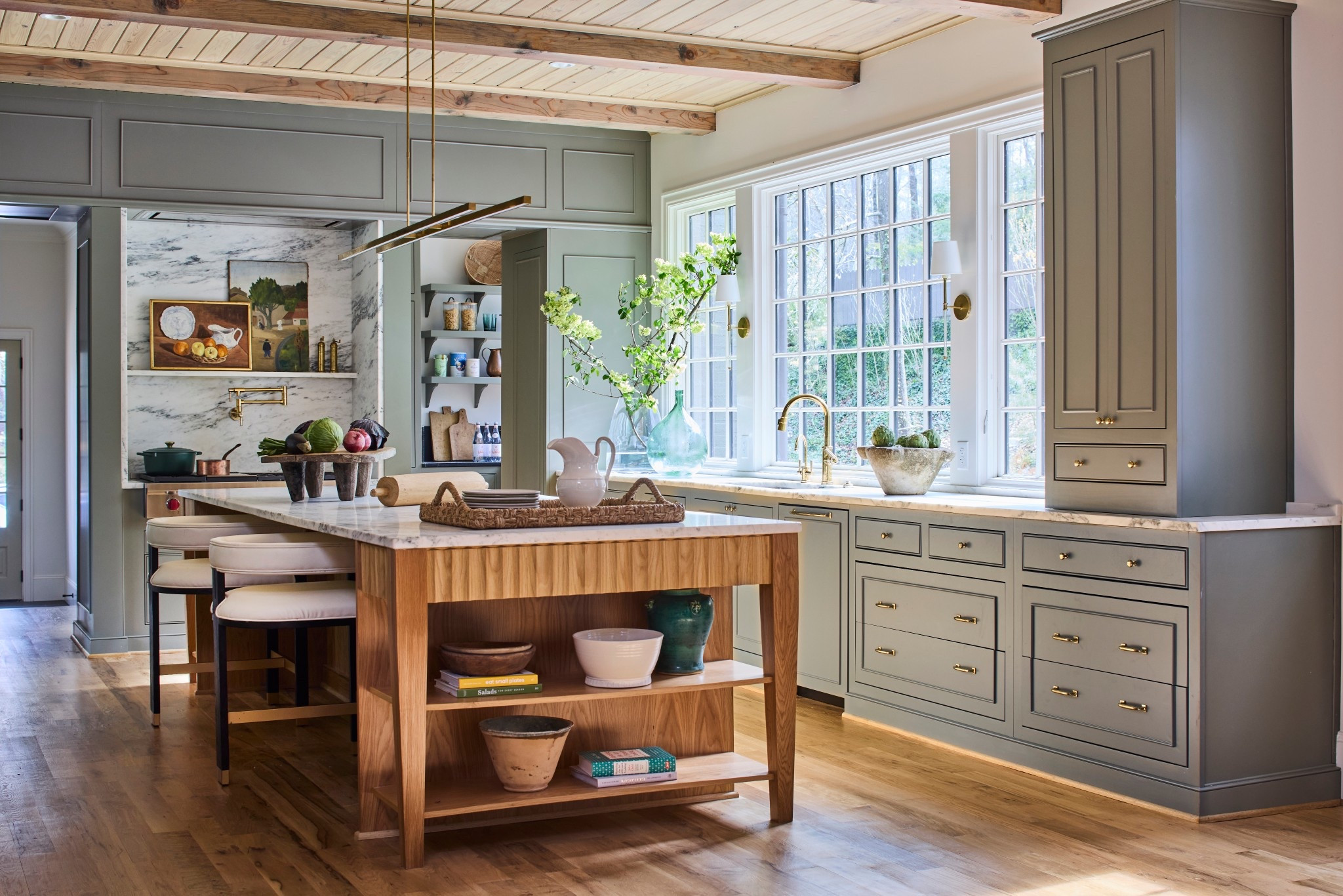 Walls and cabinetry paint colors

#LTKHome