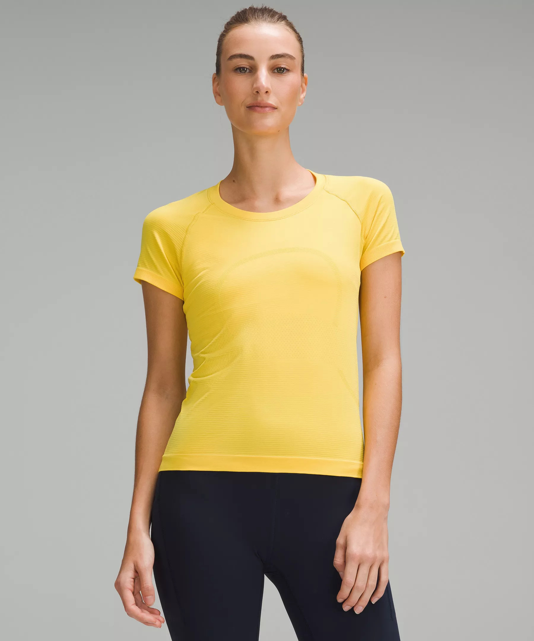 Swiftly Tech Short-Sleeve Shirt 2.0 *Race Length | Women's Short Sleeve Shirts & Tee's | lululemo... | Lululemon (US)