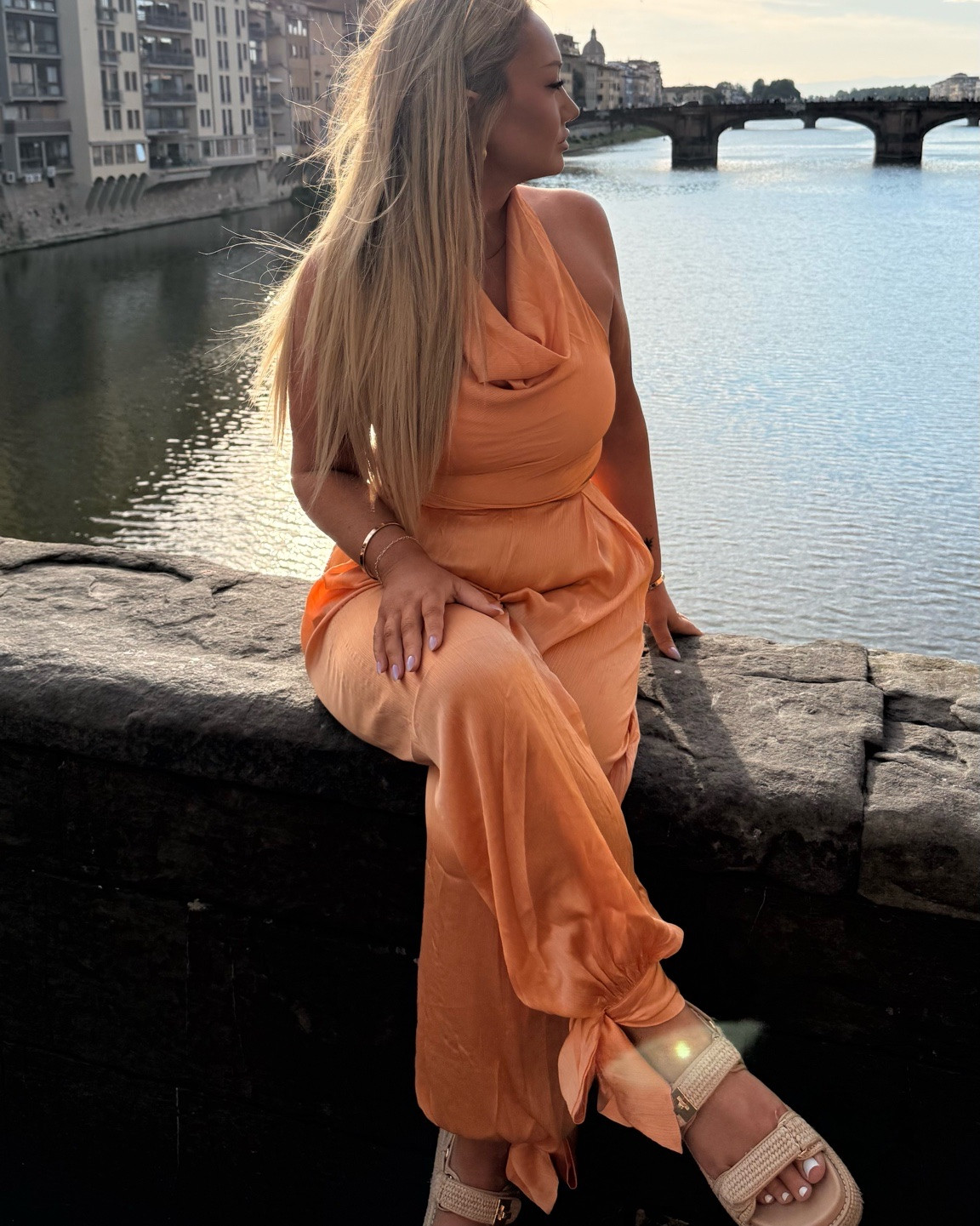 Florence orange satin ‘fit 🧡🌅🥂

#LTKootd #LTKMidsize #LTKSeasonal