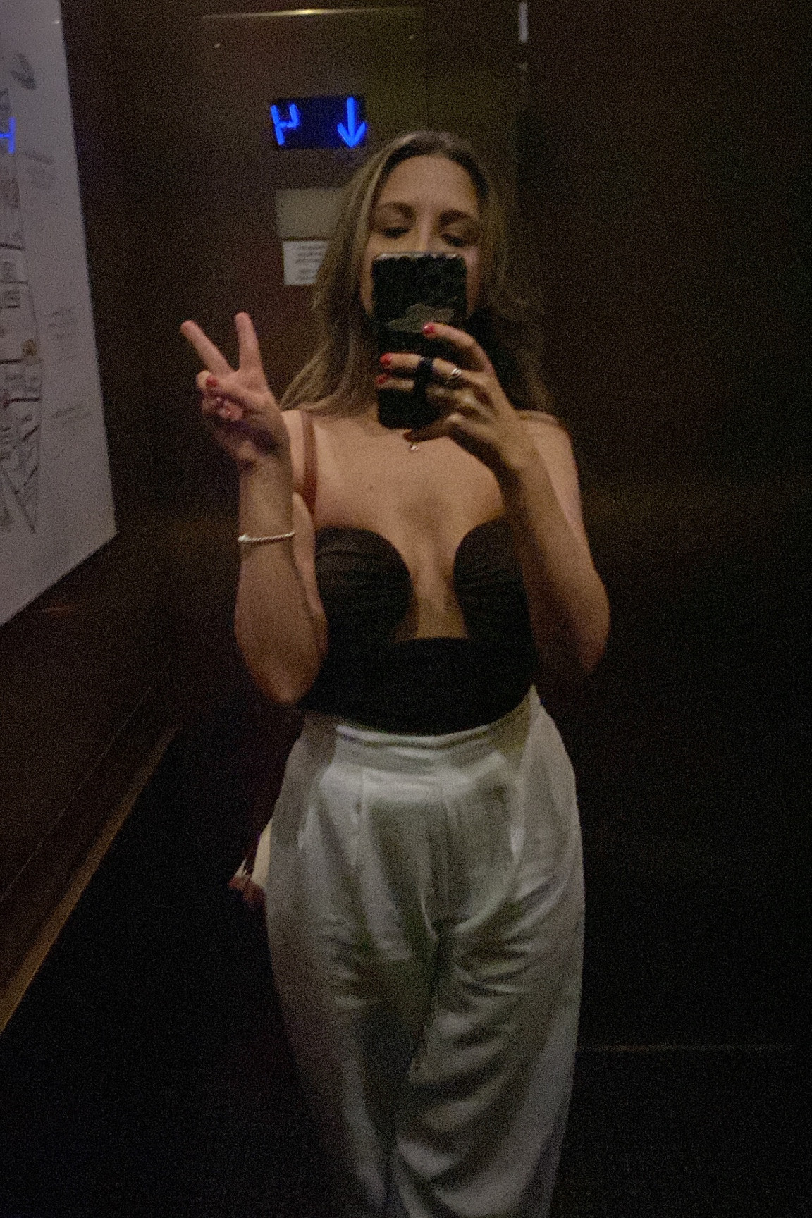 Size down in the top!




Shopbop 
Shopbop top 
Bustier top 
Strapless top 
strapless bustier top 
White pants 
White wide leg pants 
Wide leg pants 
High waisted pants 
Amazon wide leg pants 
Amazon style 
Target 
Target crossbody bag
Target bag
Crossbody bag 
Target style 

#LTKstyletip #LTKshoecrush #LTKFind