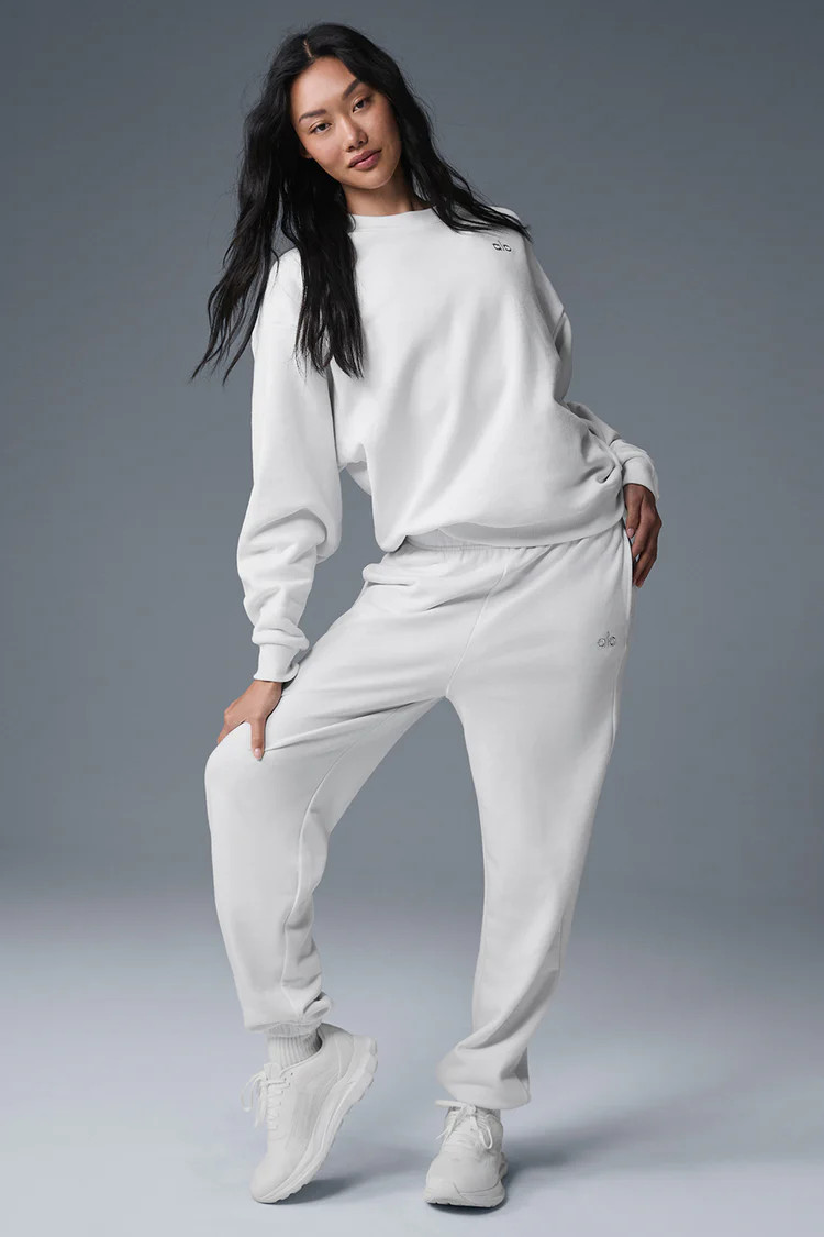 Accolade Crew Neck Pullover - White | Alo Yoga (US)