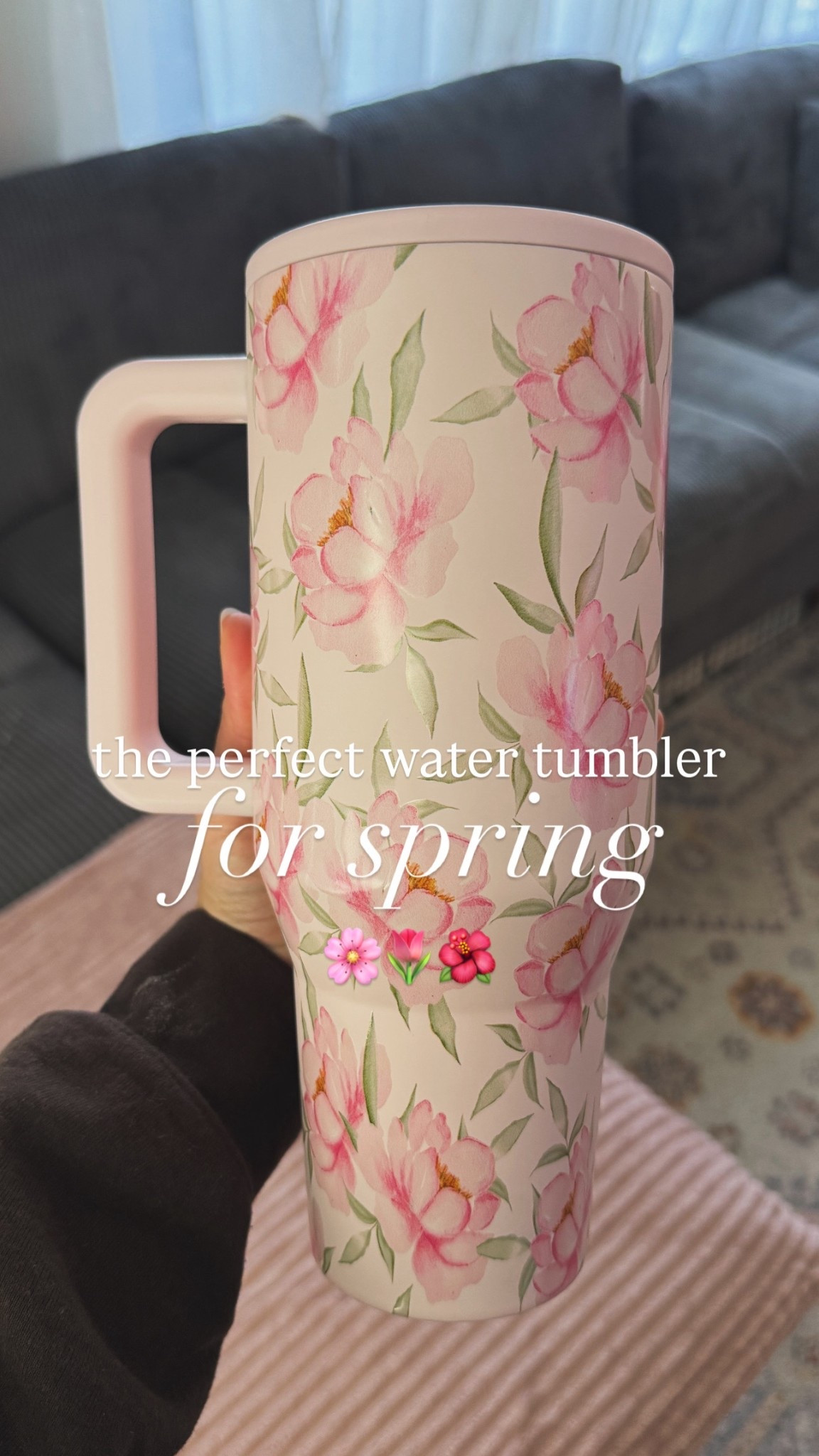 So obsessed with my new water bottle from the @hydrojug x Jane collection! This is so cute for spring and just makes me want warm weather 🌸🌺🌷 comes in 3 sizes!

#LTKmorningroutine #LTKSpringSale #LTKmomlife