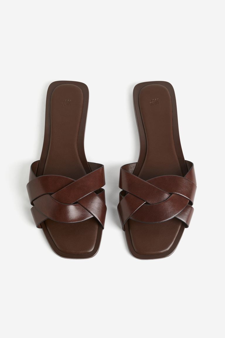 Braided sandals - No heel - Dark brown - Ladies | H&M GB | H&M (UK, MY, IN, SG, PH, TW, HK)