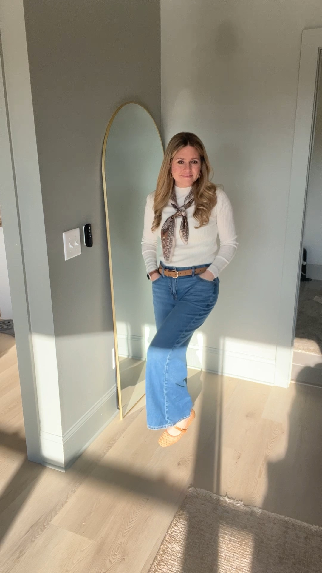 I've recycled this look so much because these jeans are so comfortable! 

#LTKdayinmylife #LTKmomlife #LTKootd