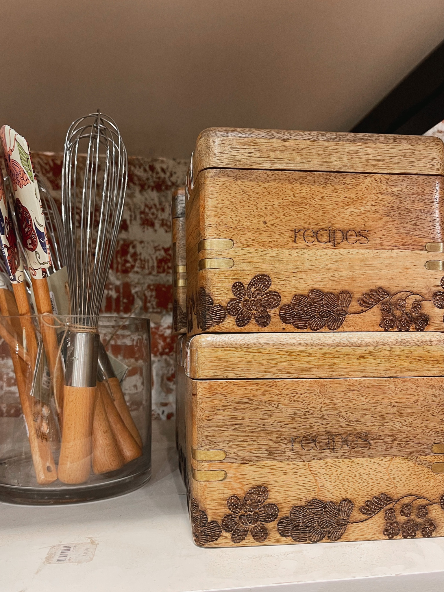 Recipe box
Country kitchen
Garden cottage kitchen


#LTKhome #LTKunder50 #LTKFind