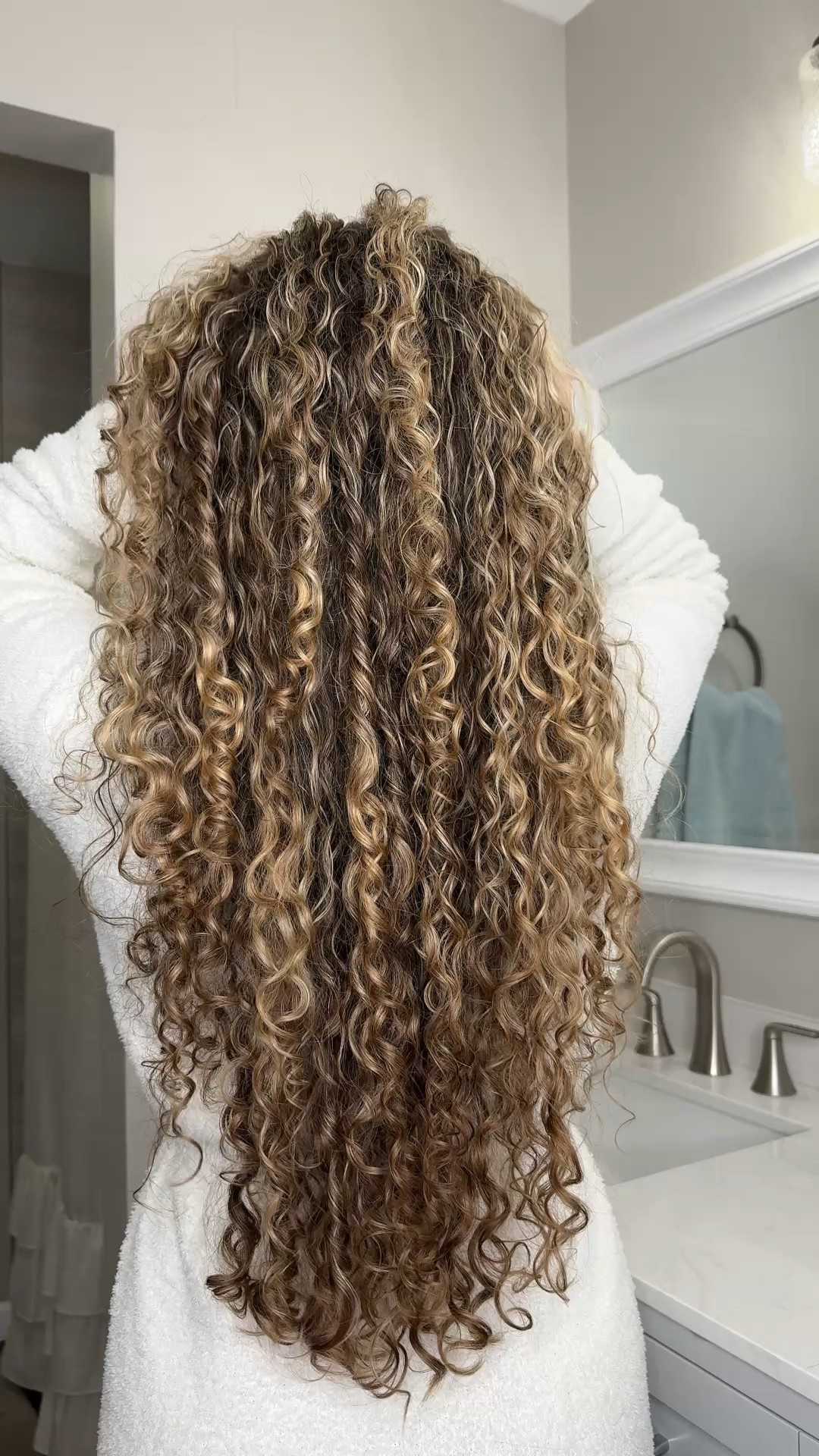 Curly hair wash day routine #curlyhairroutine #curlyhaircare 

#LTKBeauty